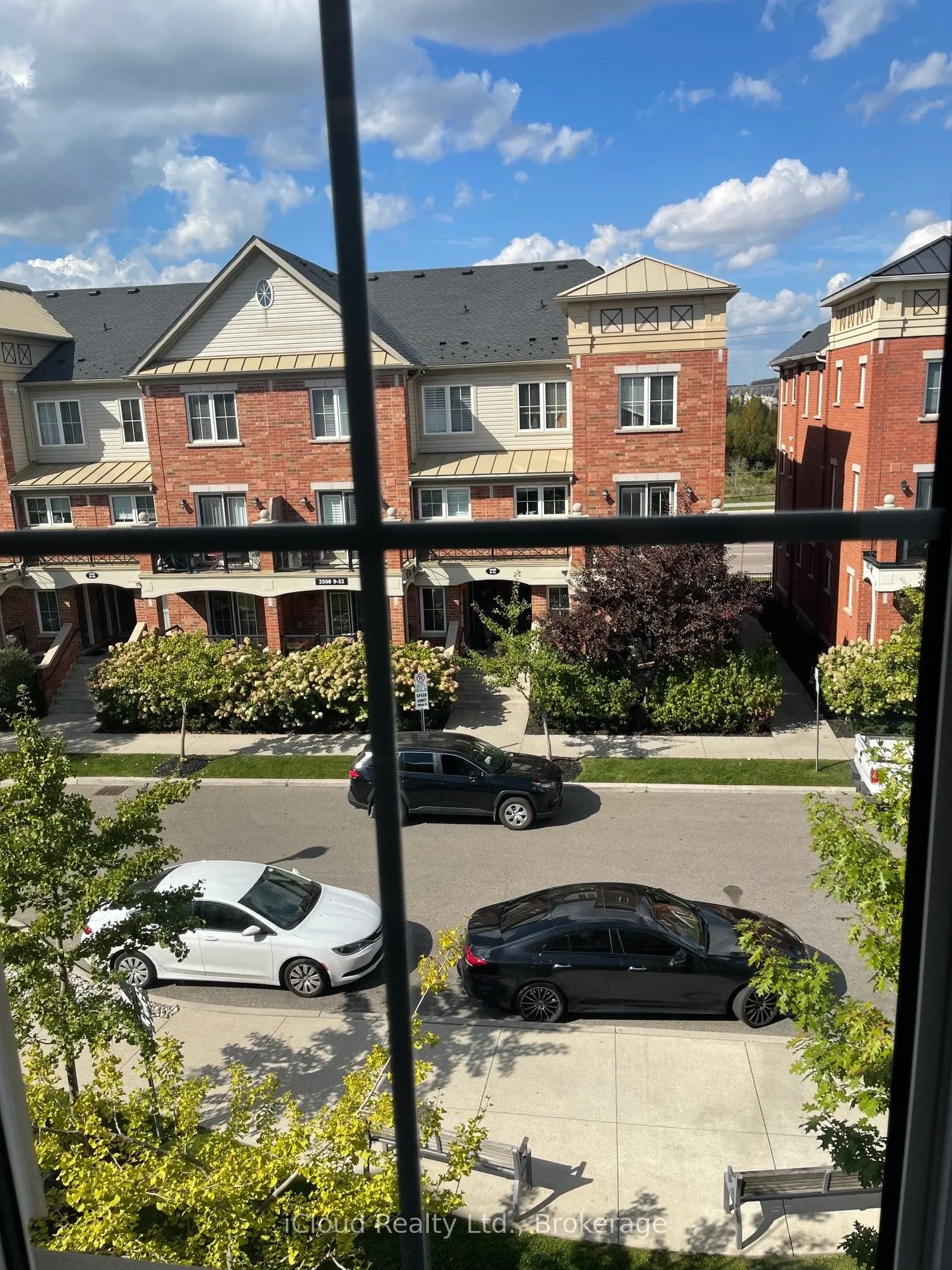 2492 Post Road, #8