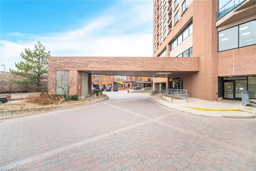 1 Belvedere Court E, #PH5