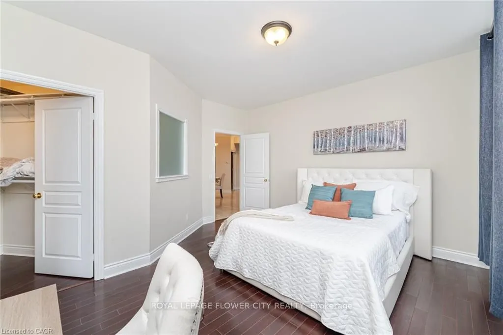 1 Belvedere Court E, #PH5