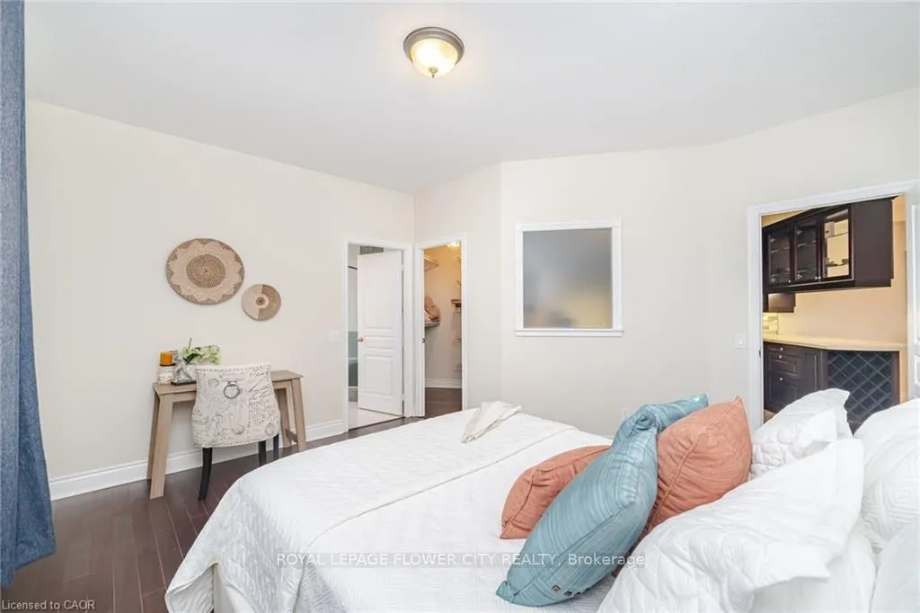 1 Belvedere Court E, #PH5