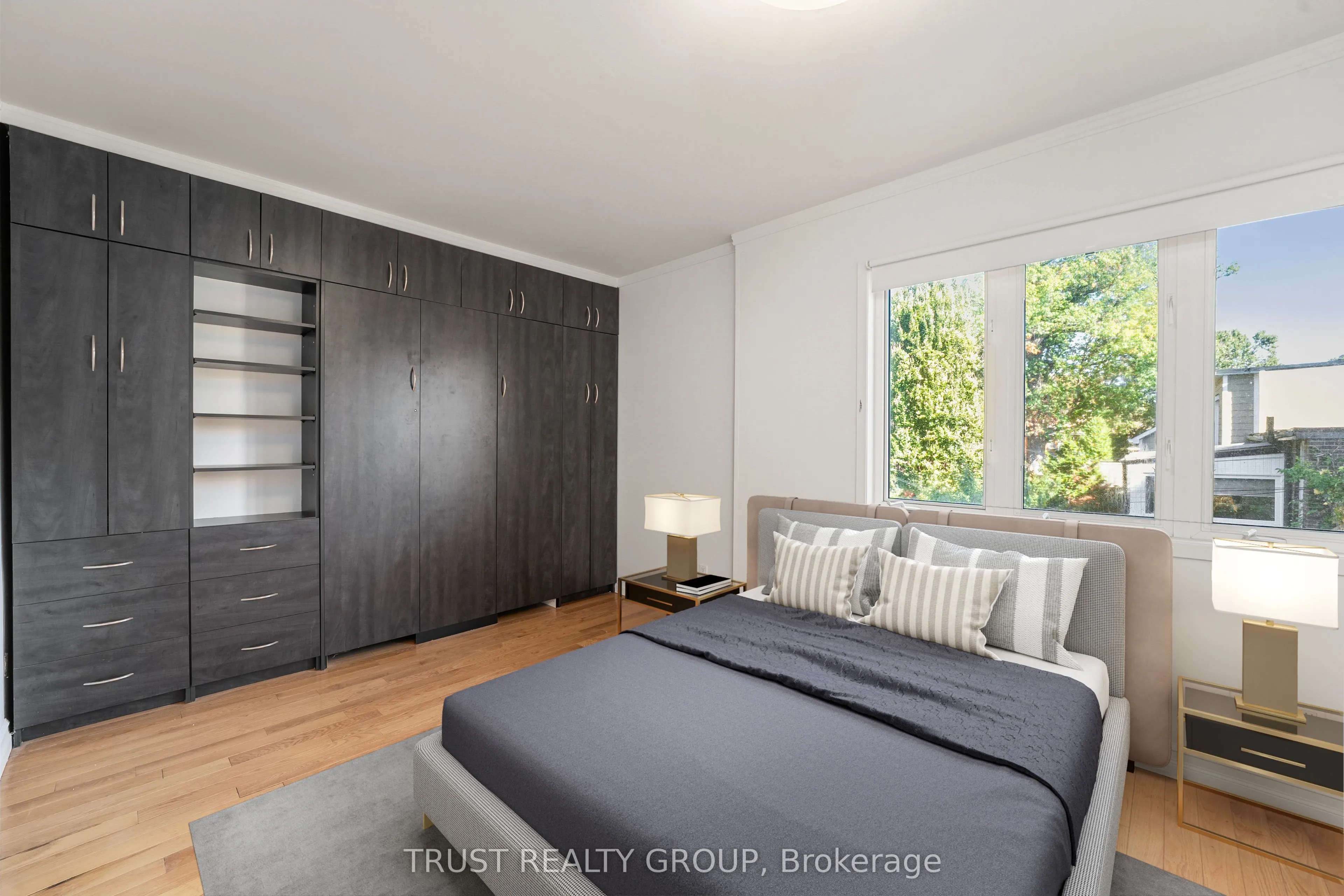 73 Indian Road, #Upper