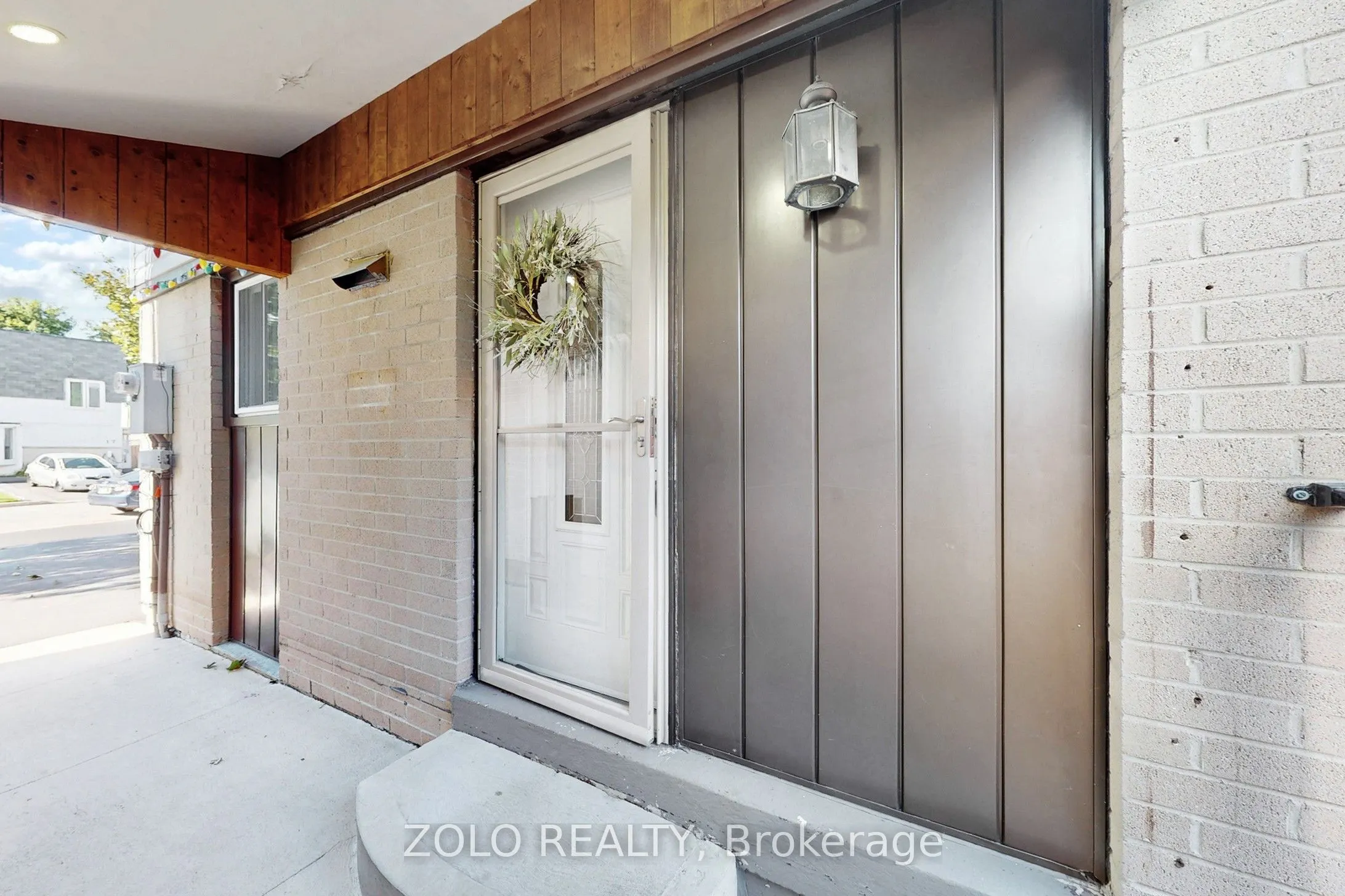 30 Greenbush Court