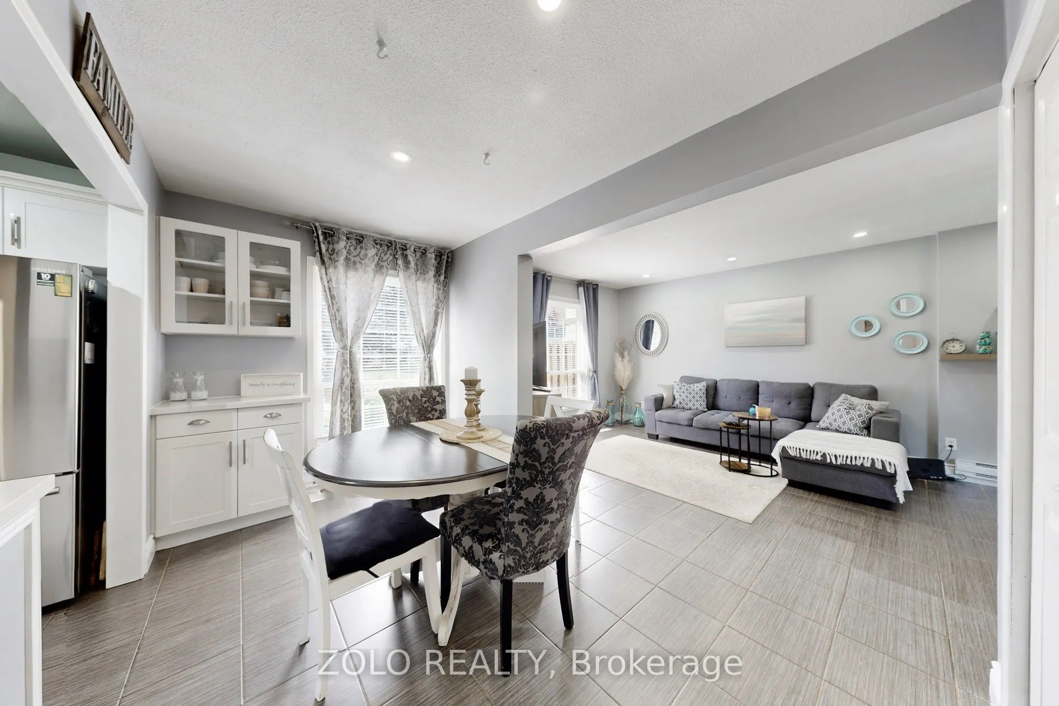 30 Greenbush Court