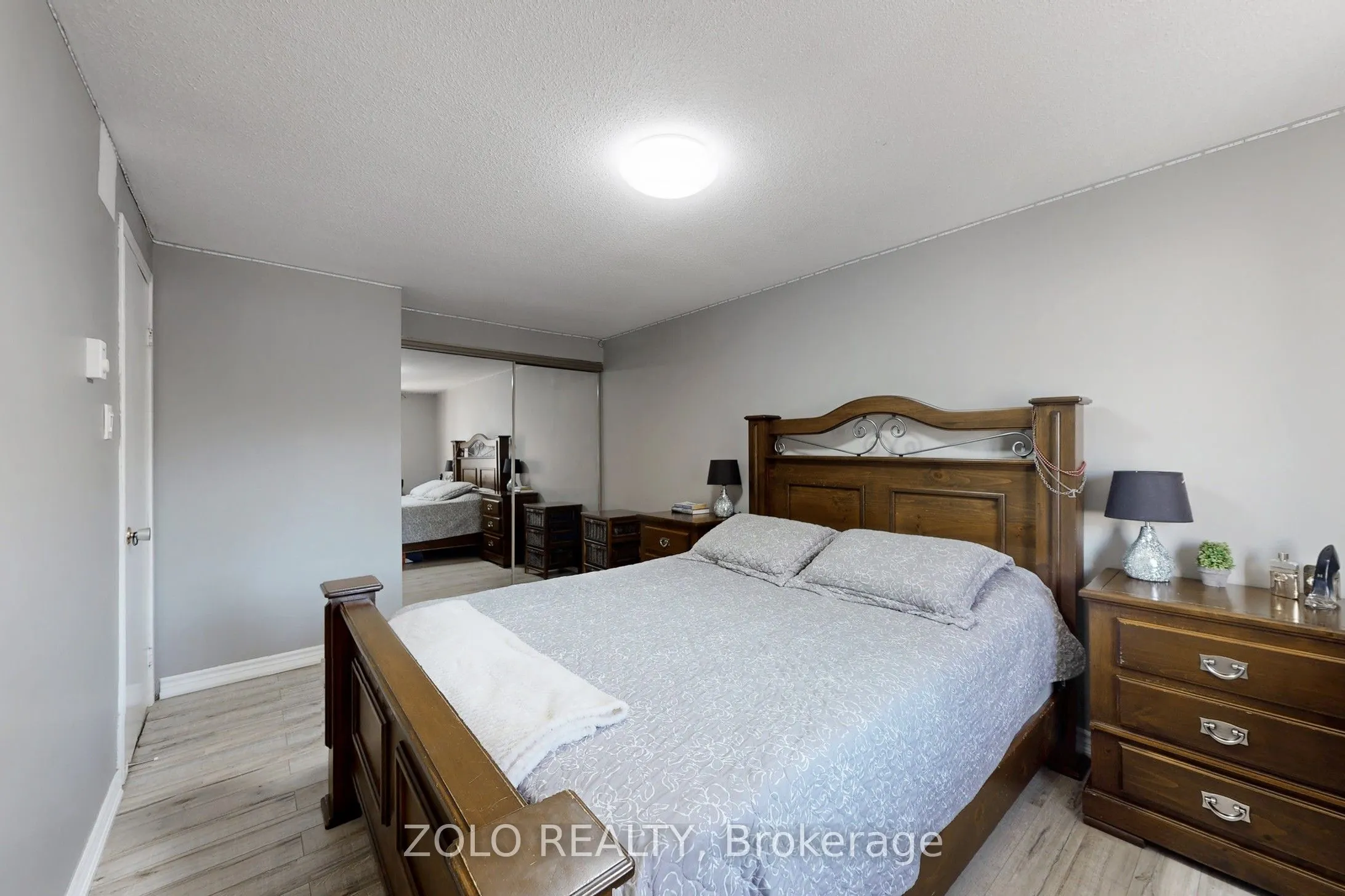 30 Greenbush Court