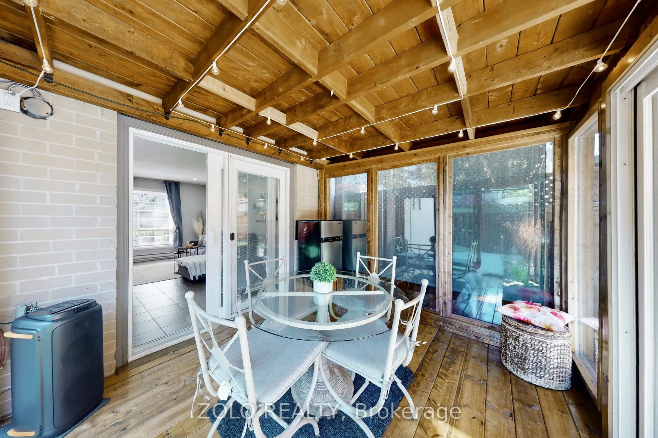 30 Greenbush Court