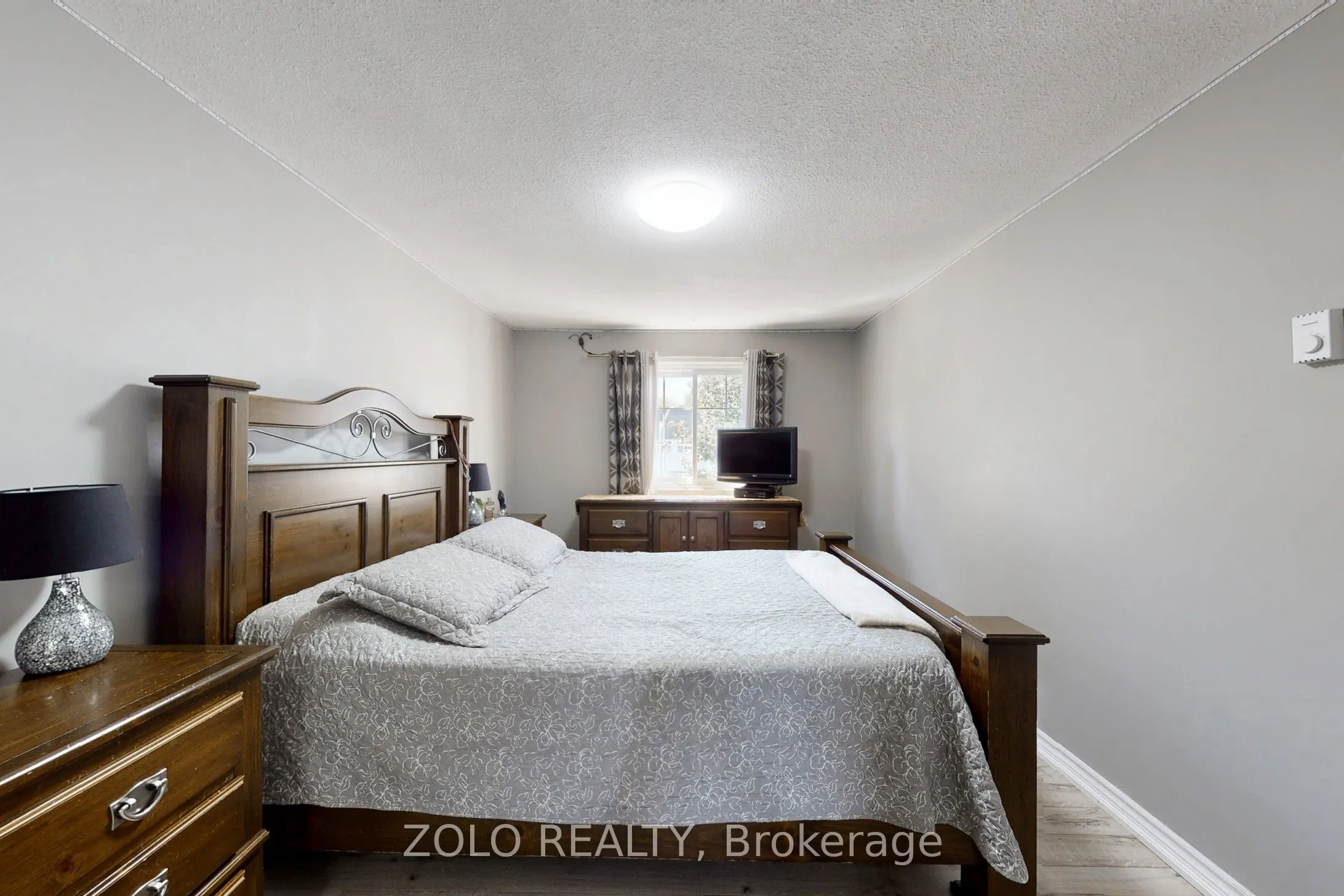 30 Greenbush Court
