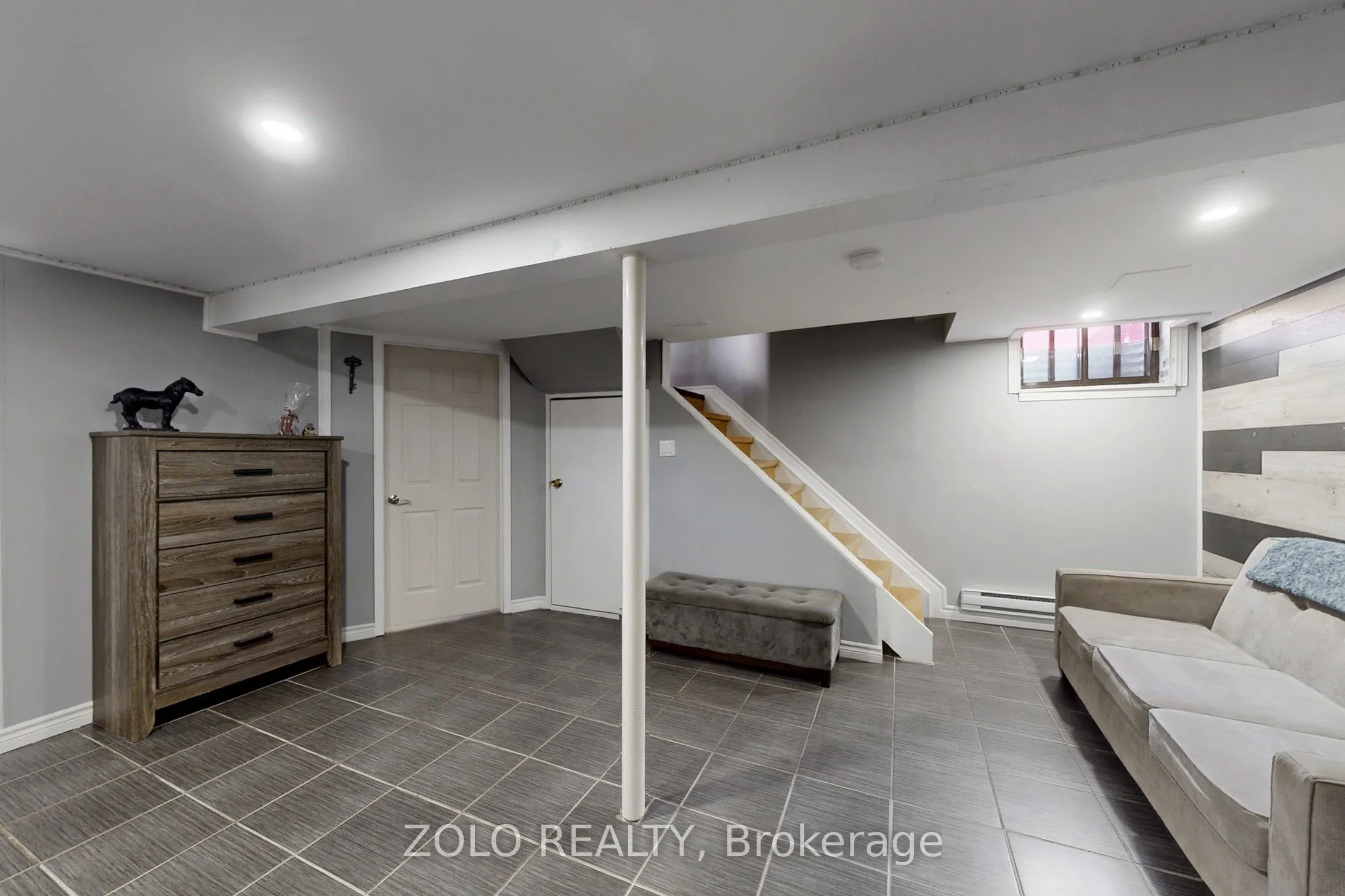 30 Greenbush Court