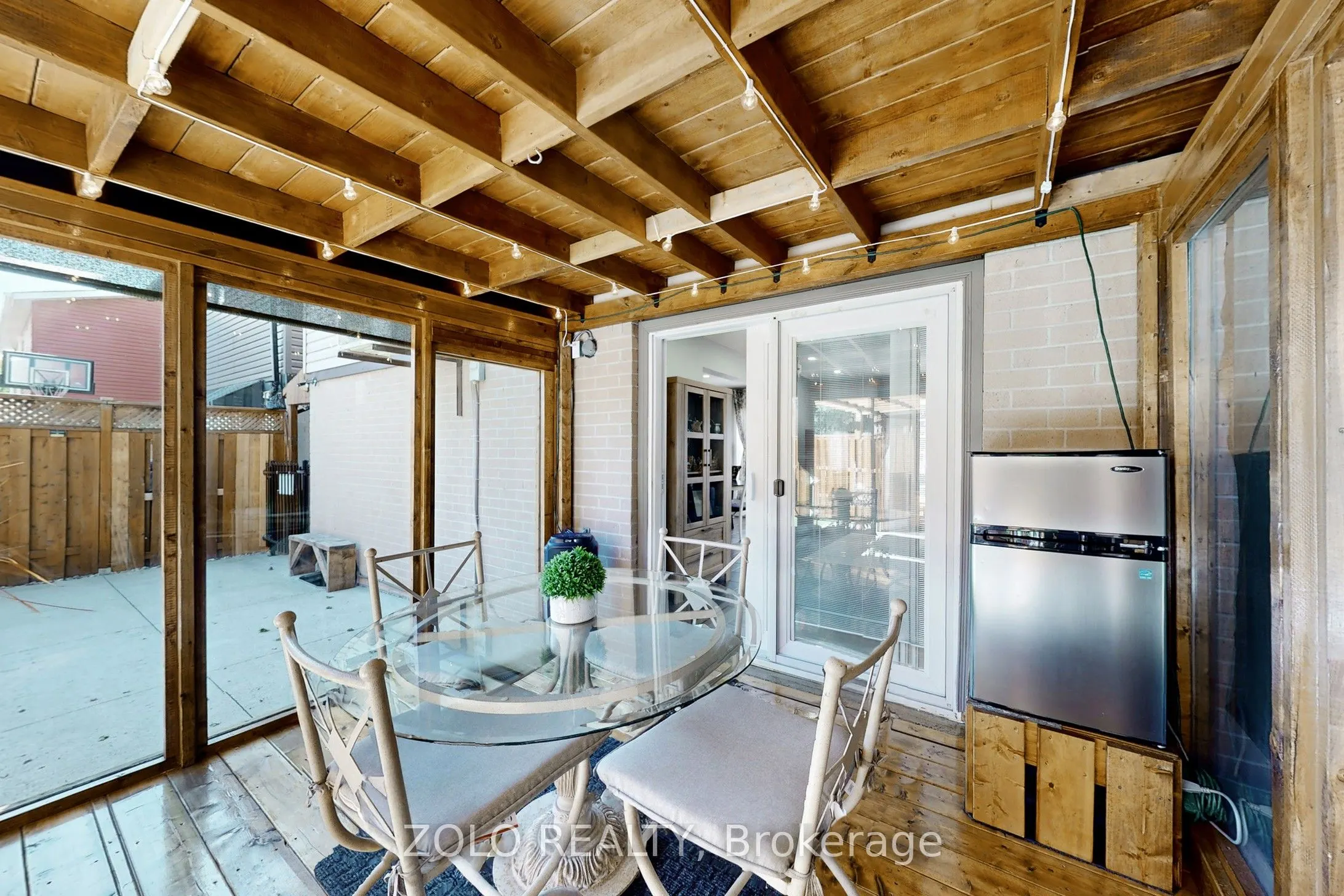 30 Greenbush Court