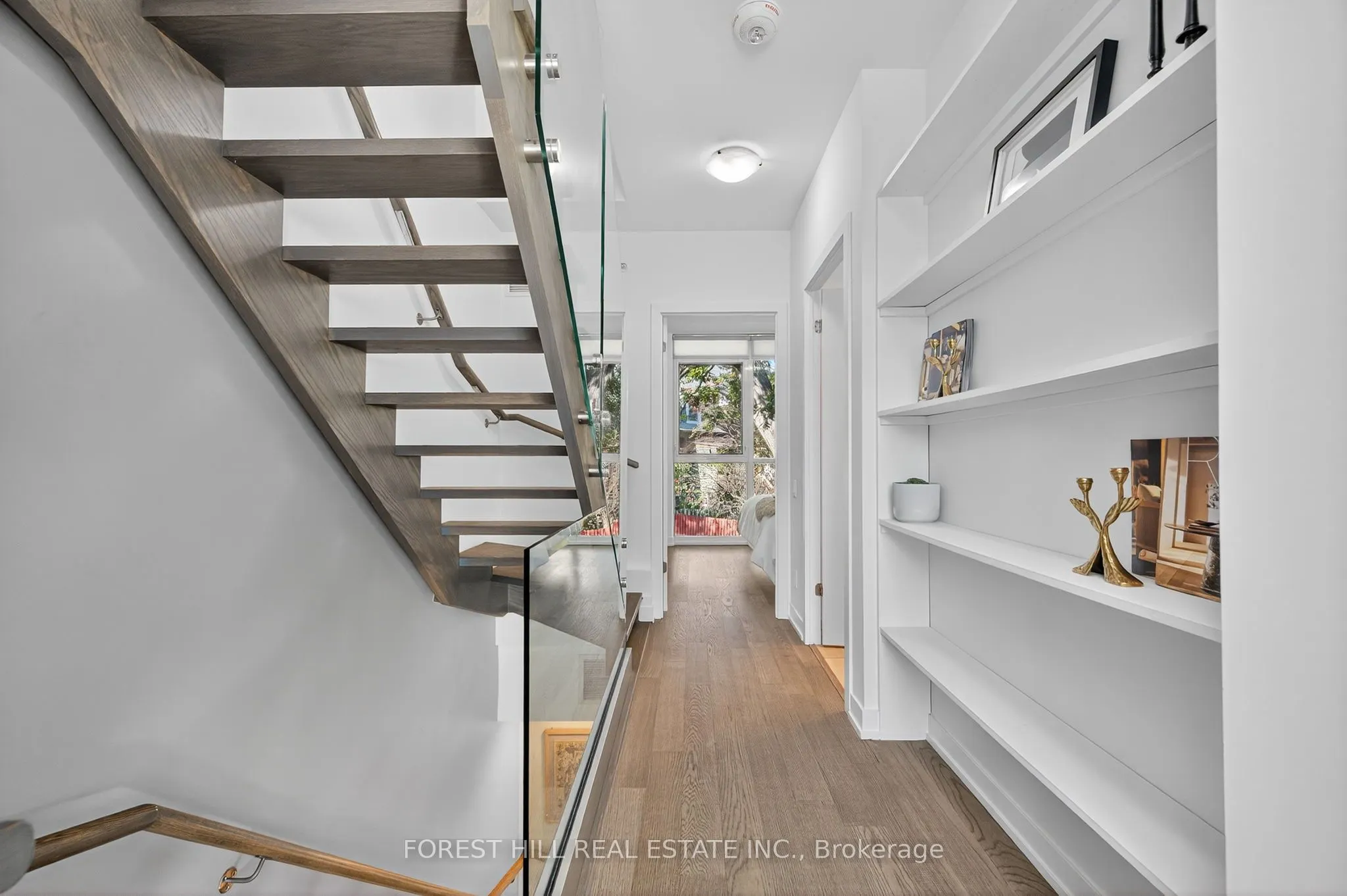 38 Howard Park Avenue, #156