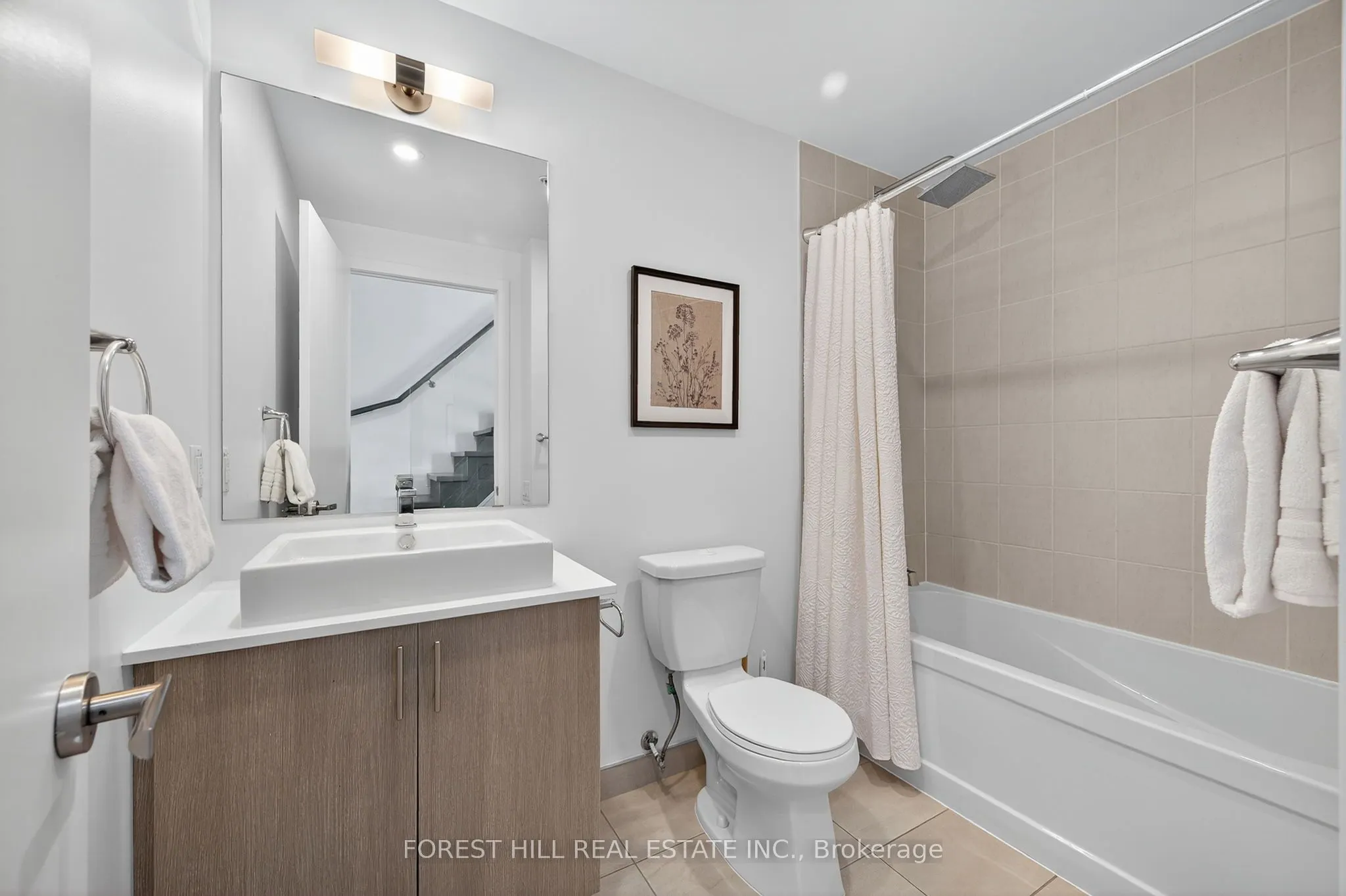 38 Howard Park Avenue, #156