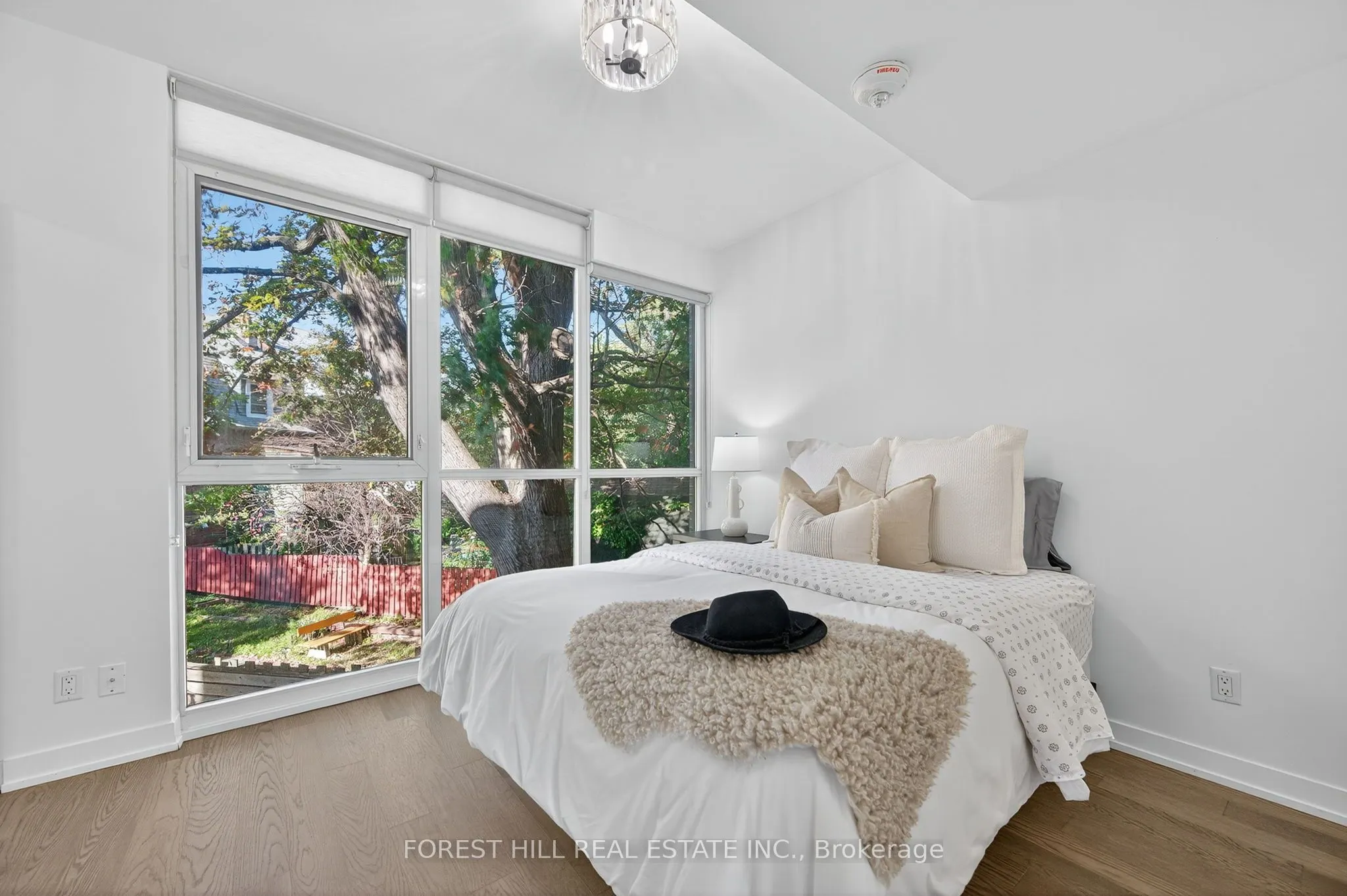 38 Howard Park Avenue, #156
