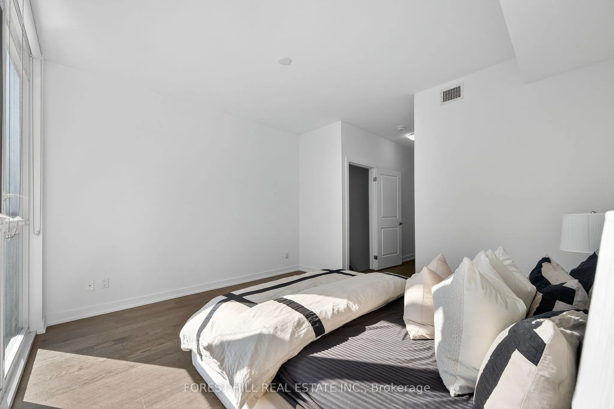 38 Howard Park Avenue, #156