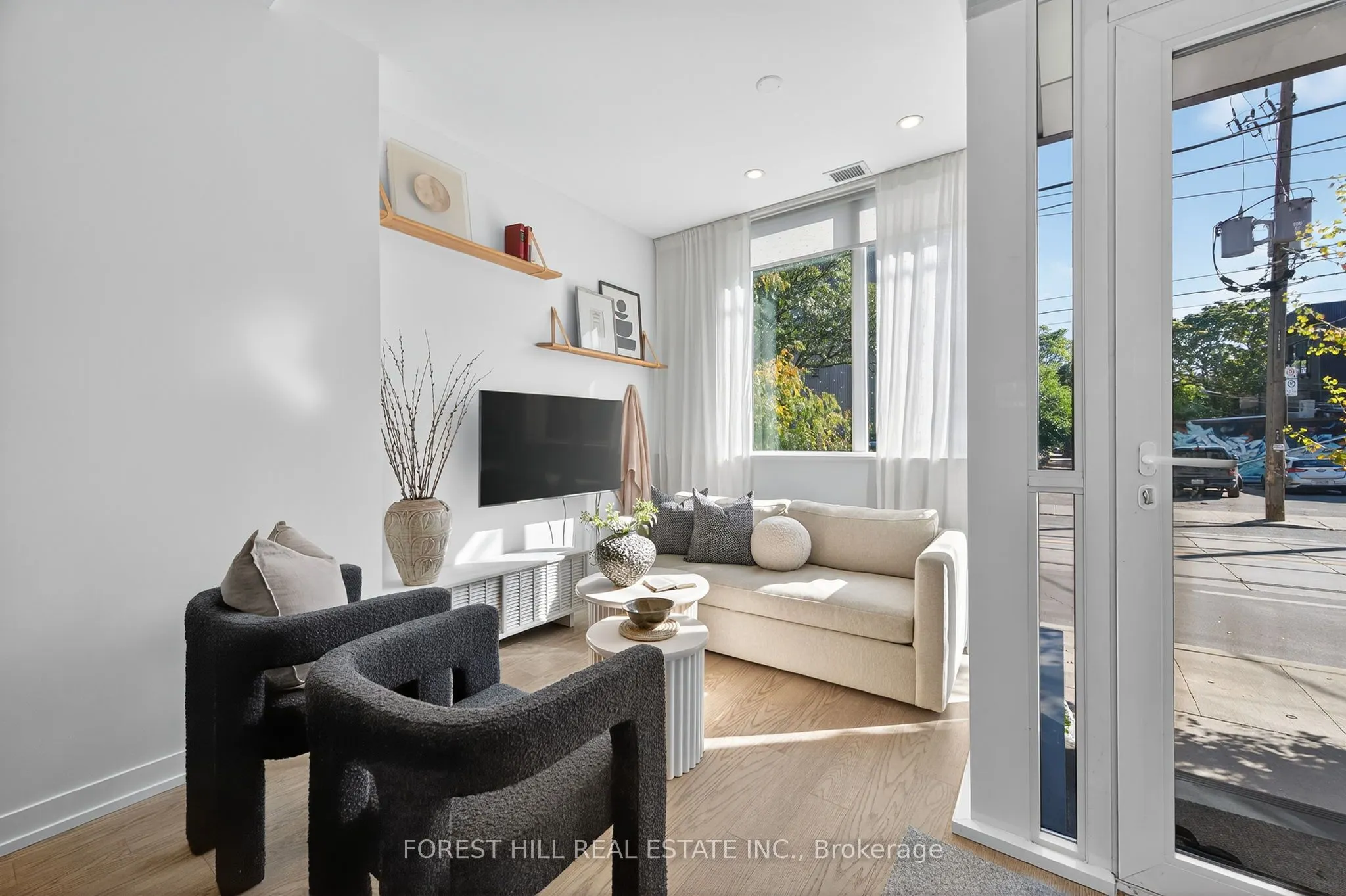 38 Howard Park Avenue, #156