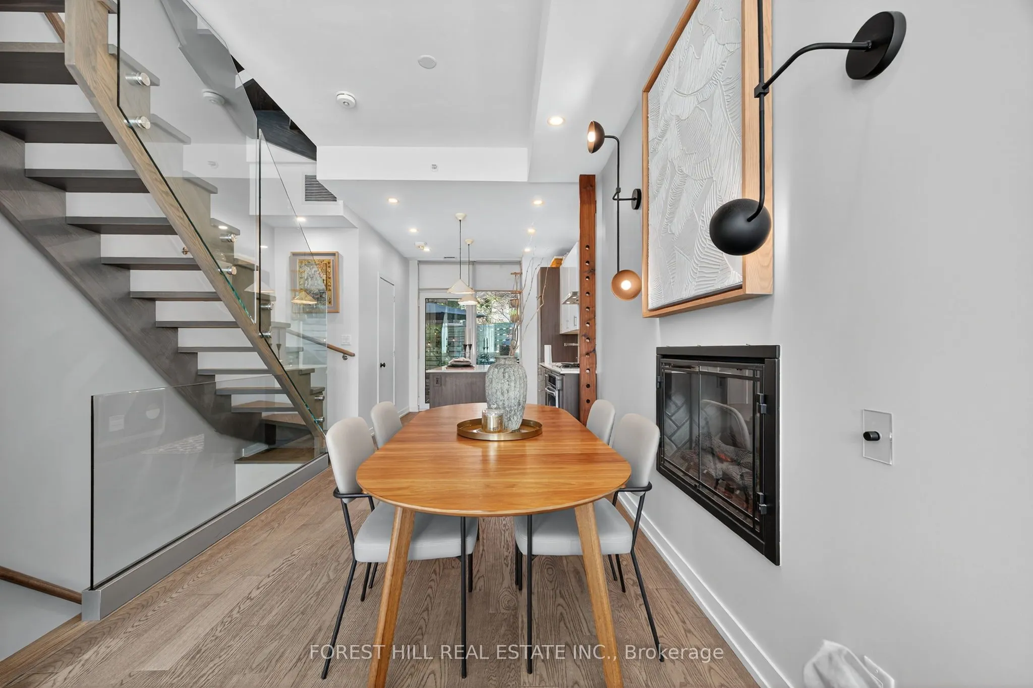 38 Howard Park Avenue, #156