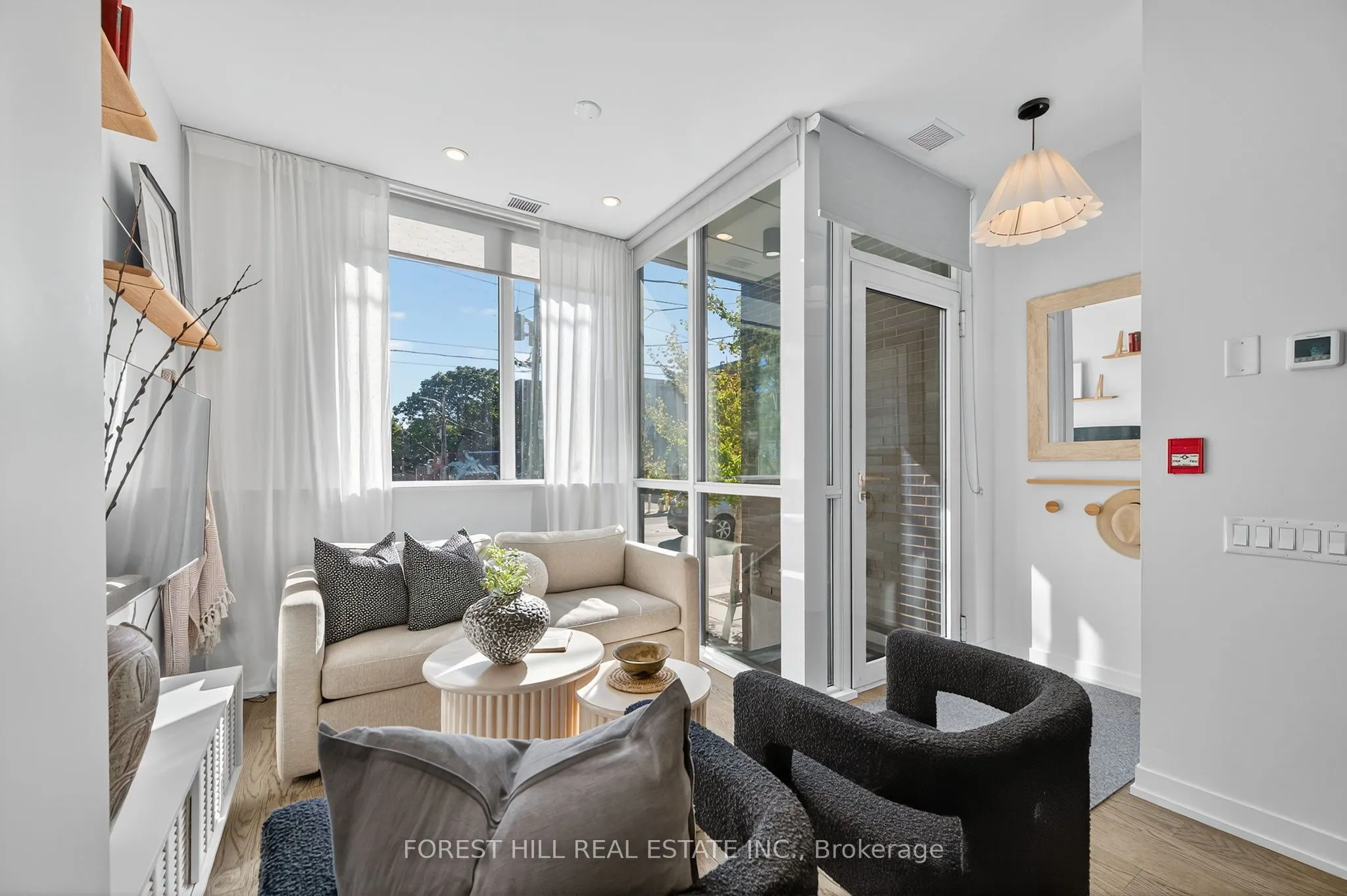 38 Howard Park Avenue, #156