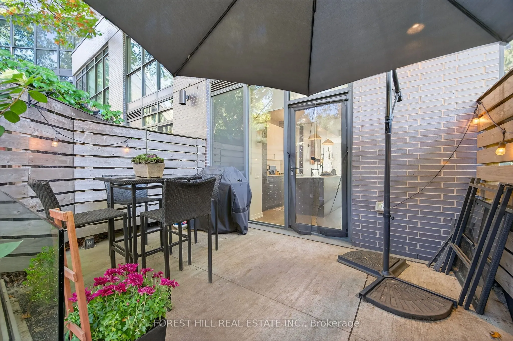 38 Howard Park Avenue, #156