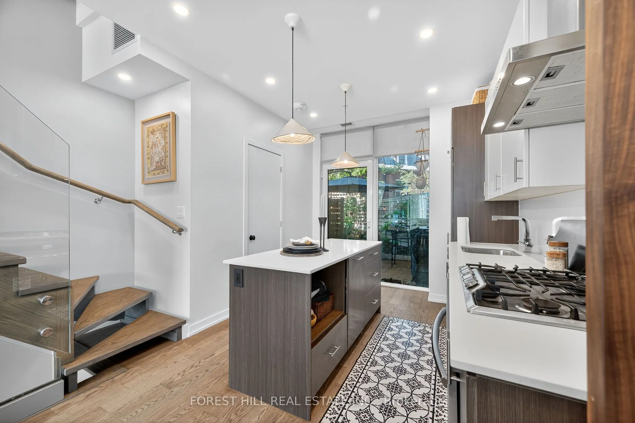 38 Howard Park Avenue, #156