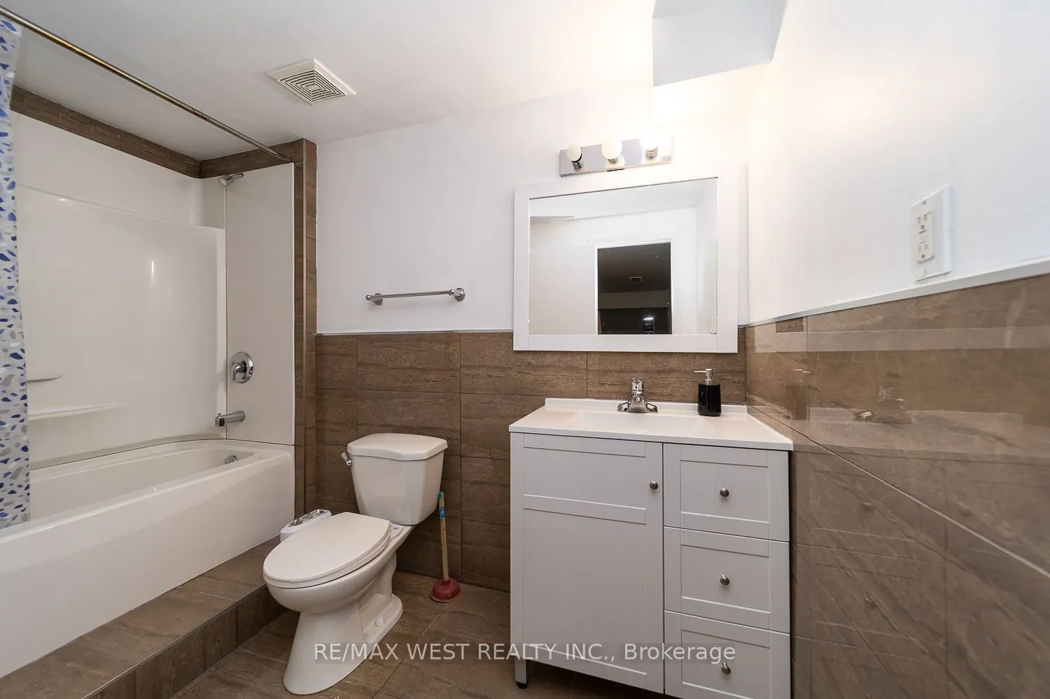 2534 Palisander Avenue, #Lower