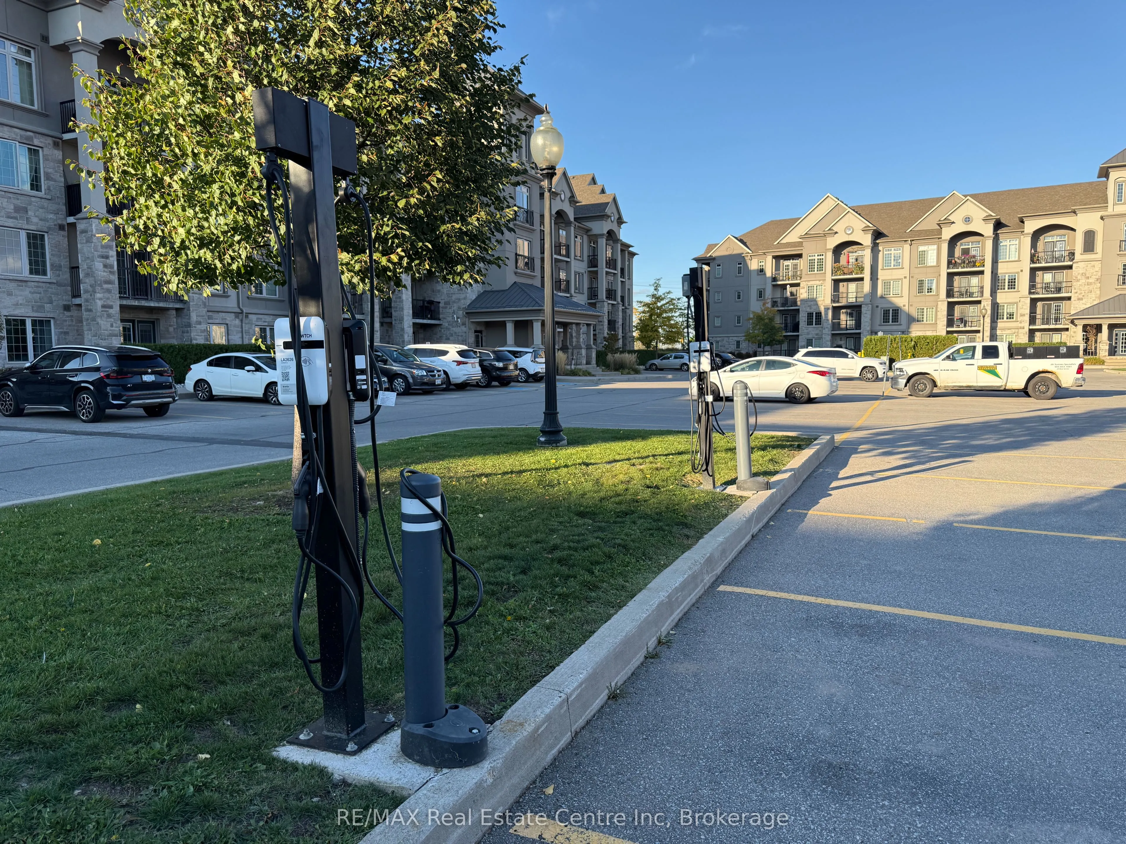 1440 Main Street E, #306