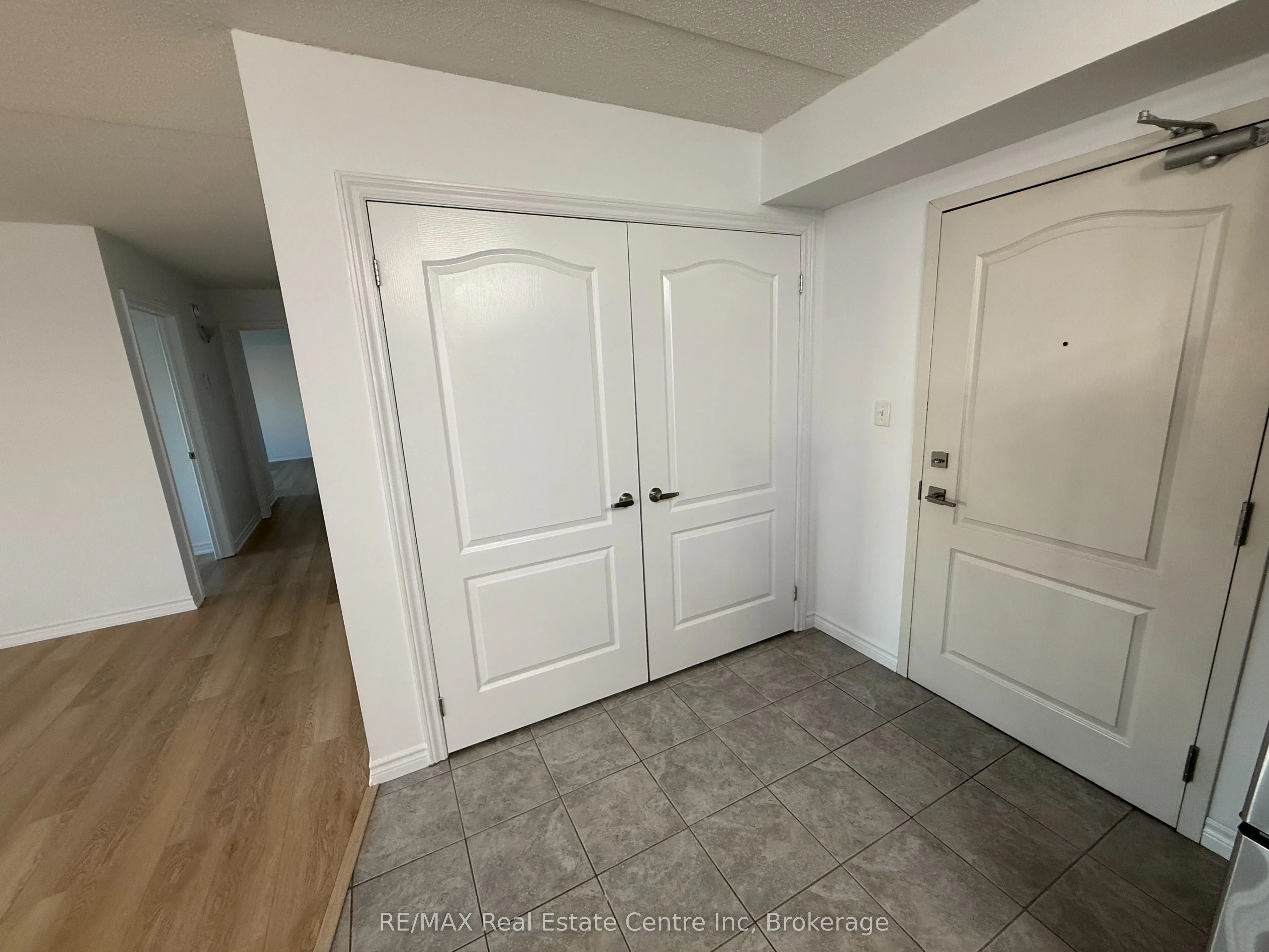 1440 Main Street E, #306