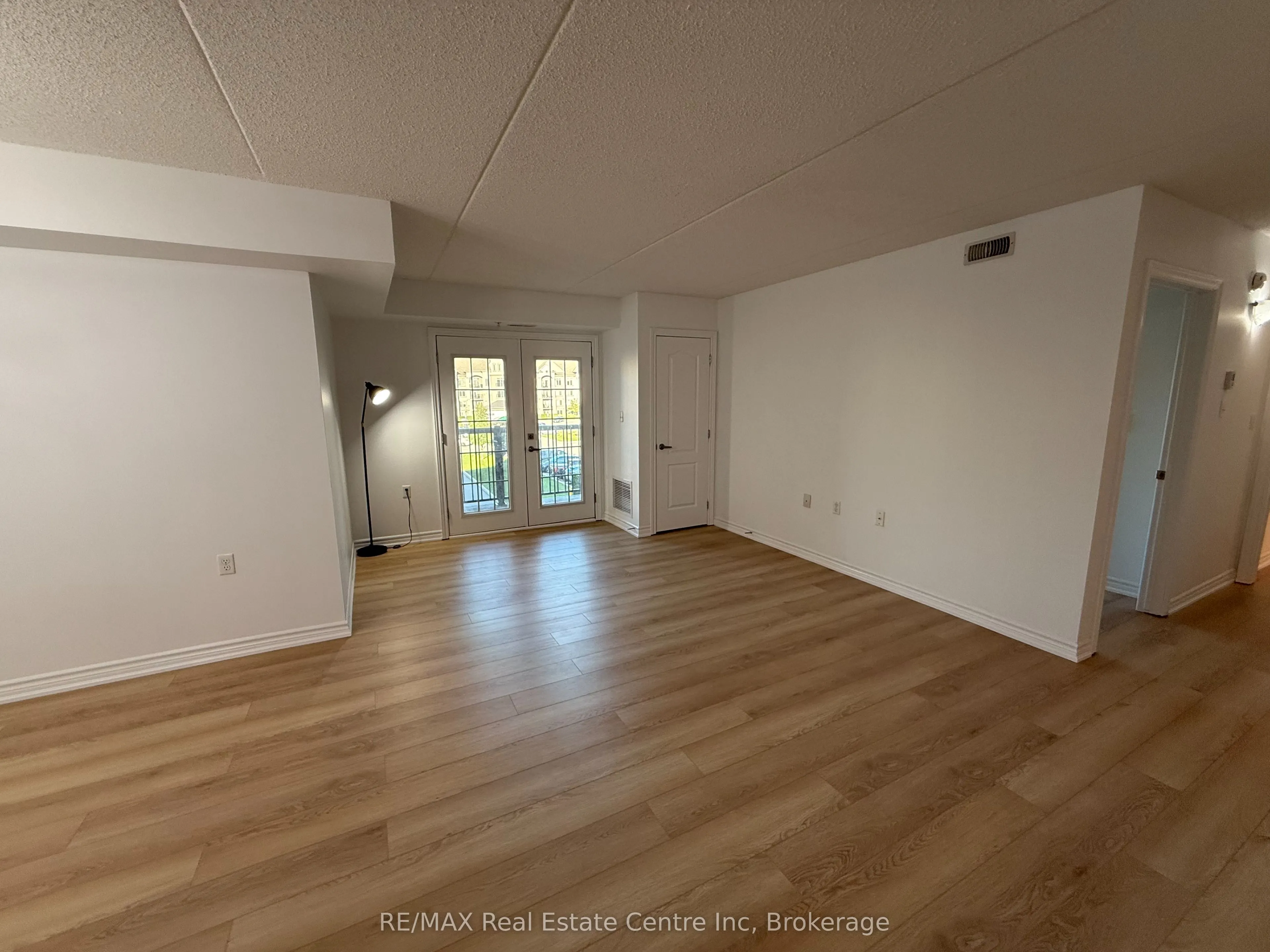 1440 Main Street E, #306