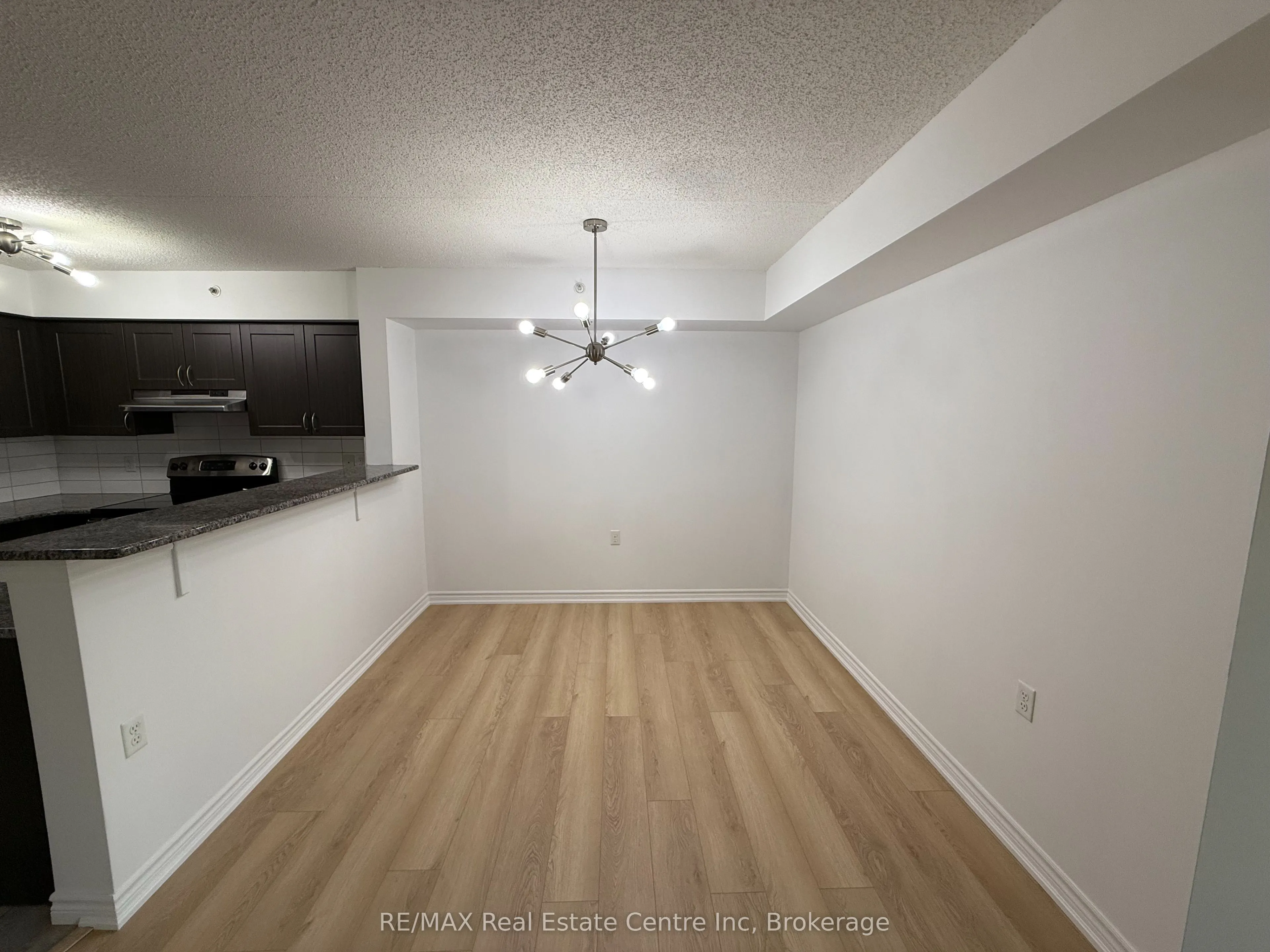 1440 Main Street E, #306