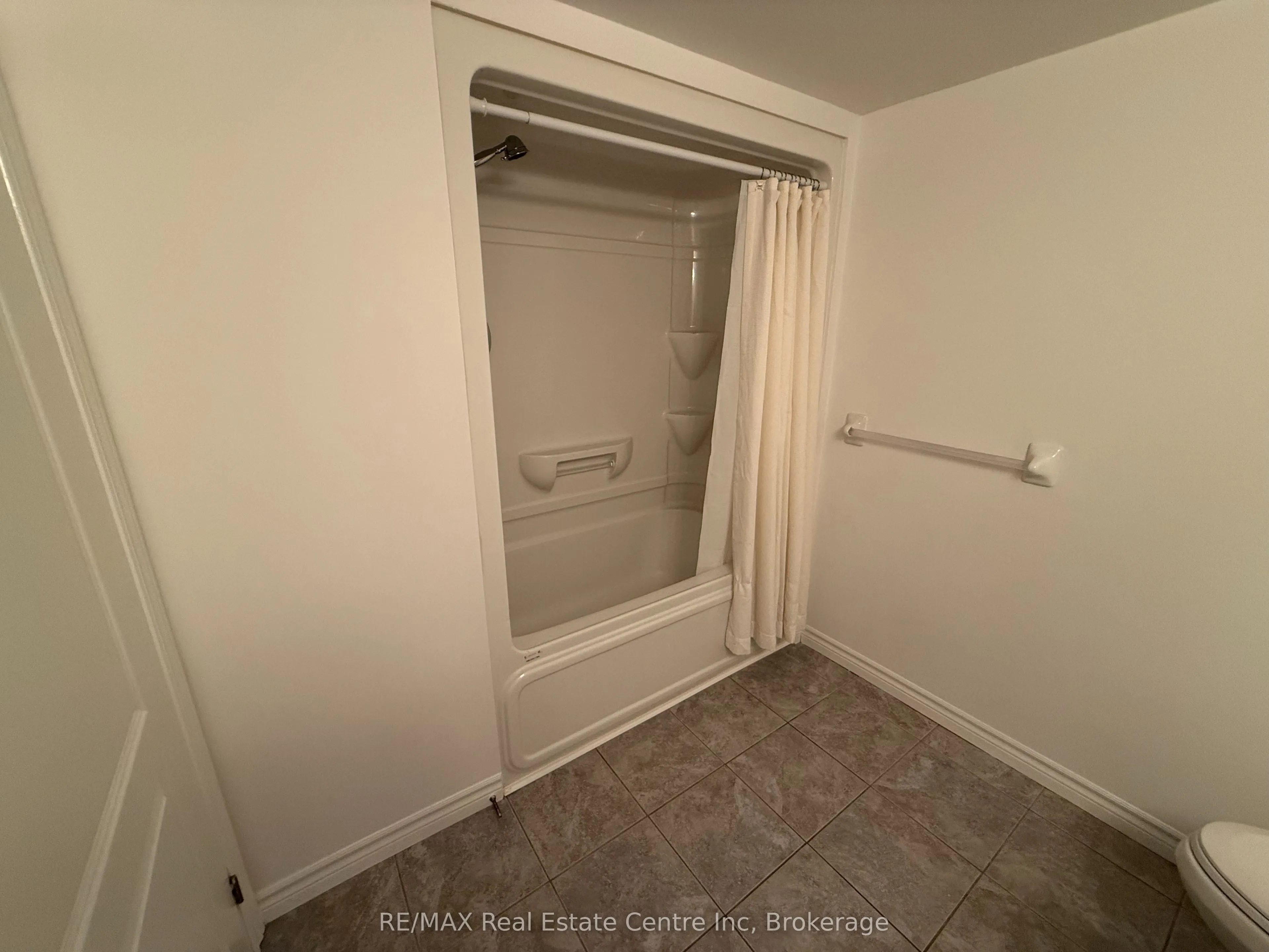 1440 Main Street E, #306