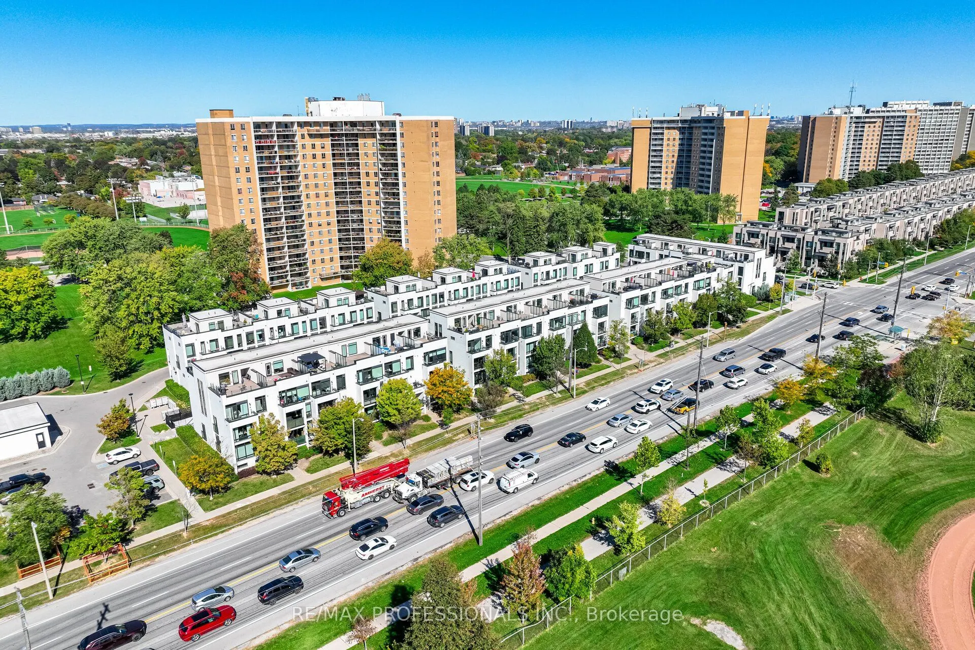140 Widdicombe Hill Boulevard, #608