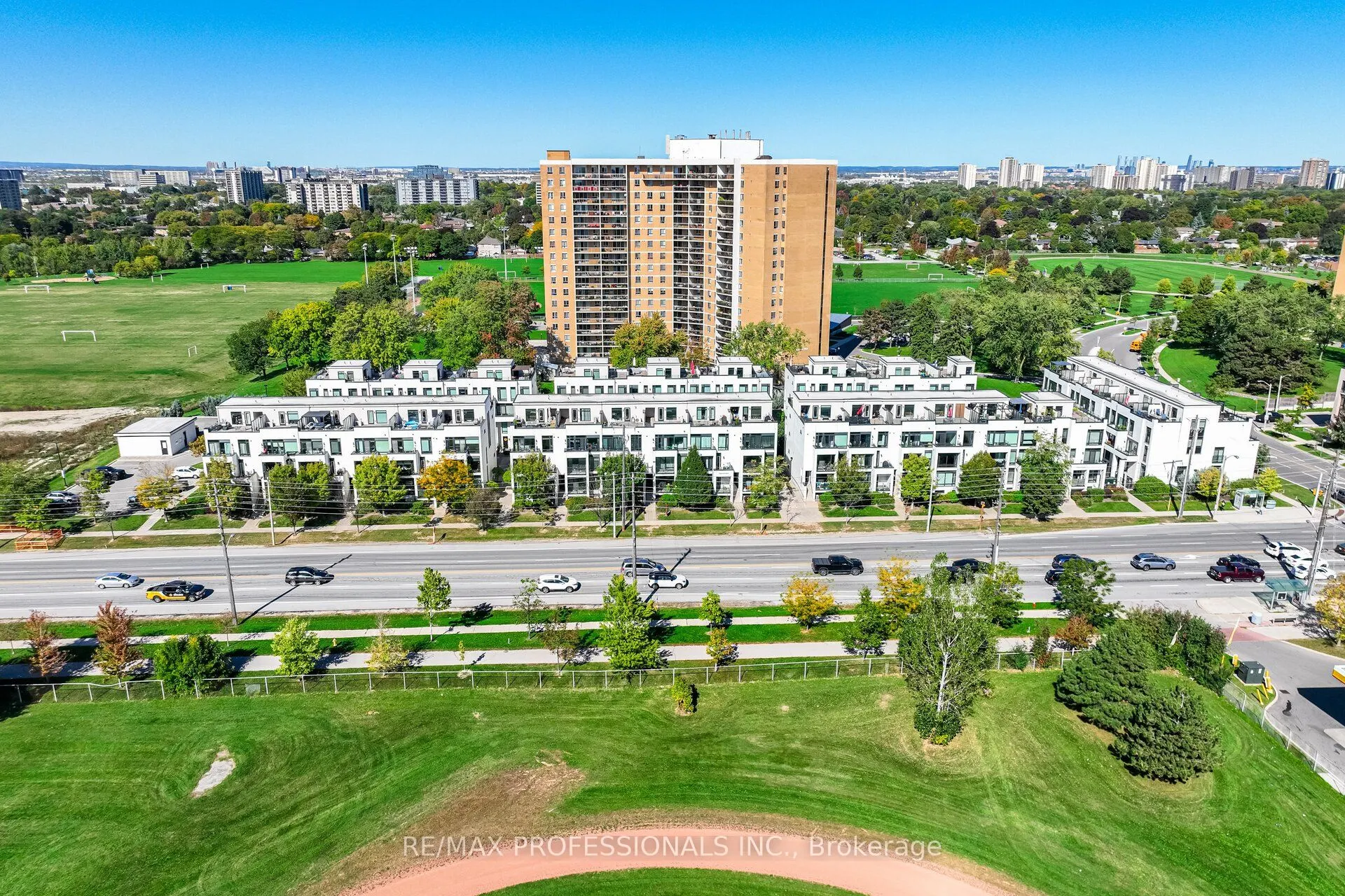 140 Widdicombe Hill Boulevard, #608