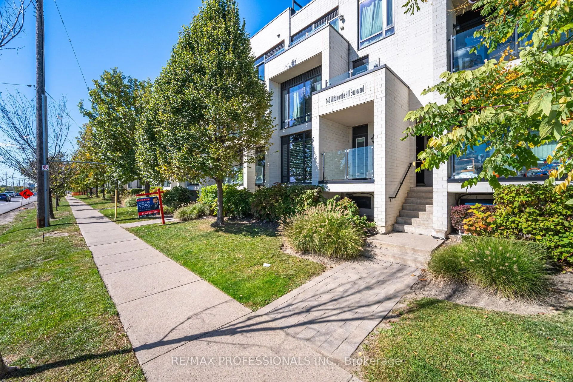 140 Widdicombe Hill Boulevard, #608