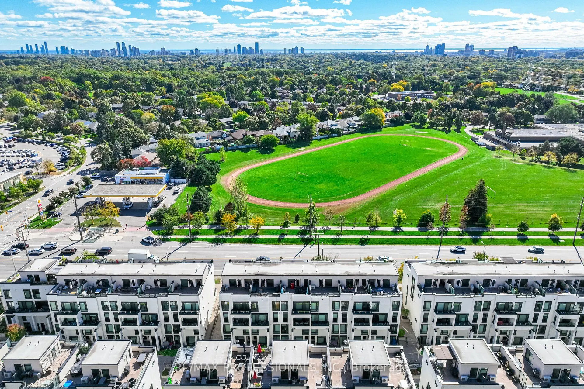 140 Widdicombe Hill Boulevard, #608