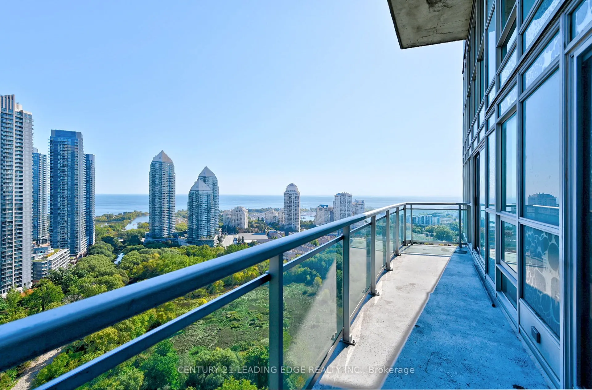 155 Legion Road N, #2704