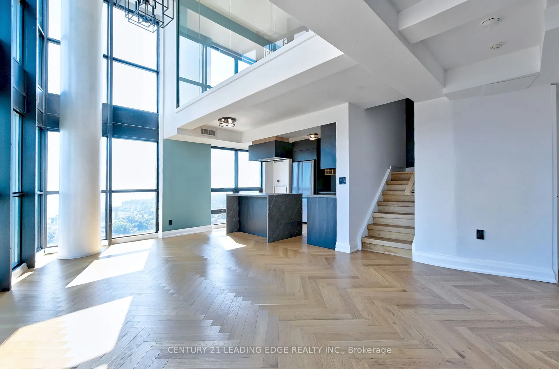 155 Legion Road N, #2704