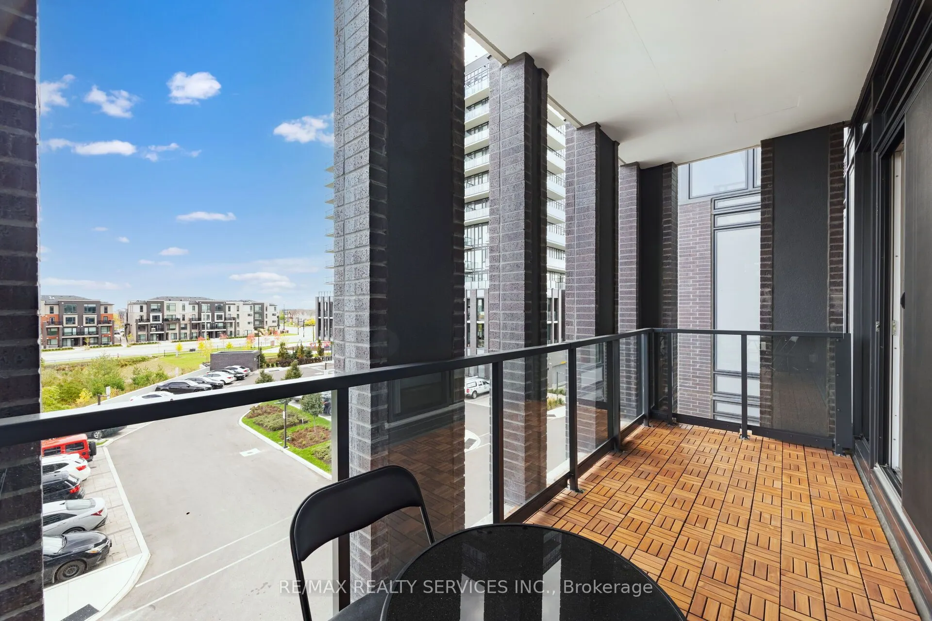 225 VETERANS Drive, #304
