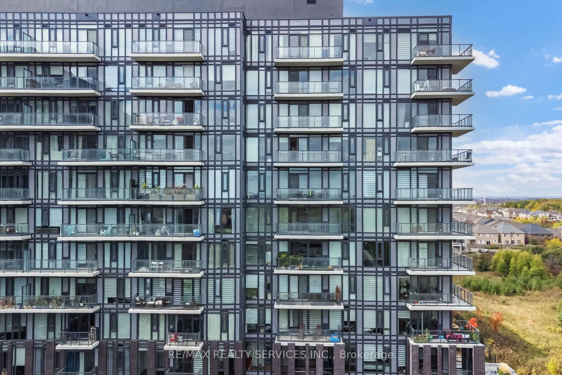 225 VETERANS Drive, #304