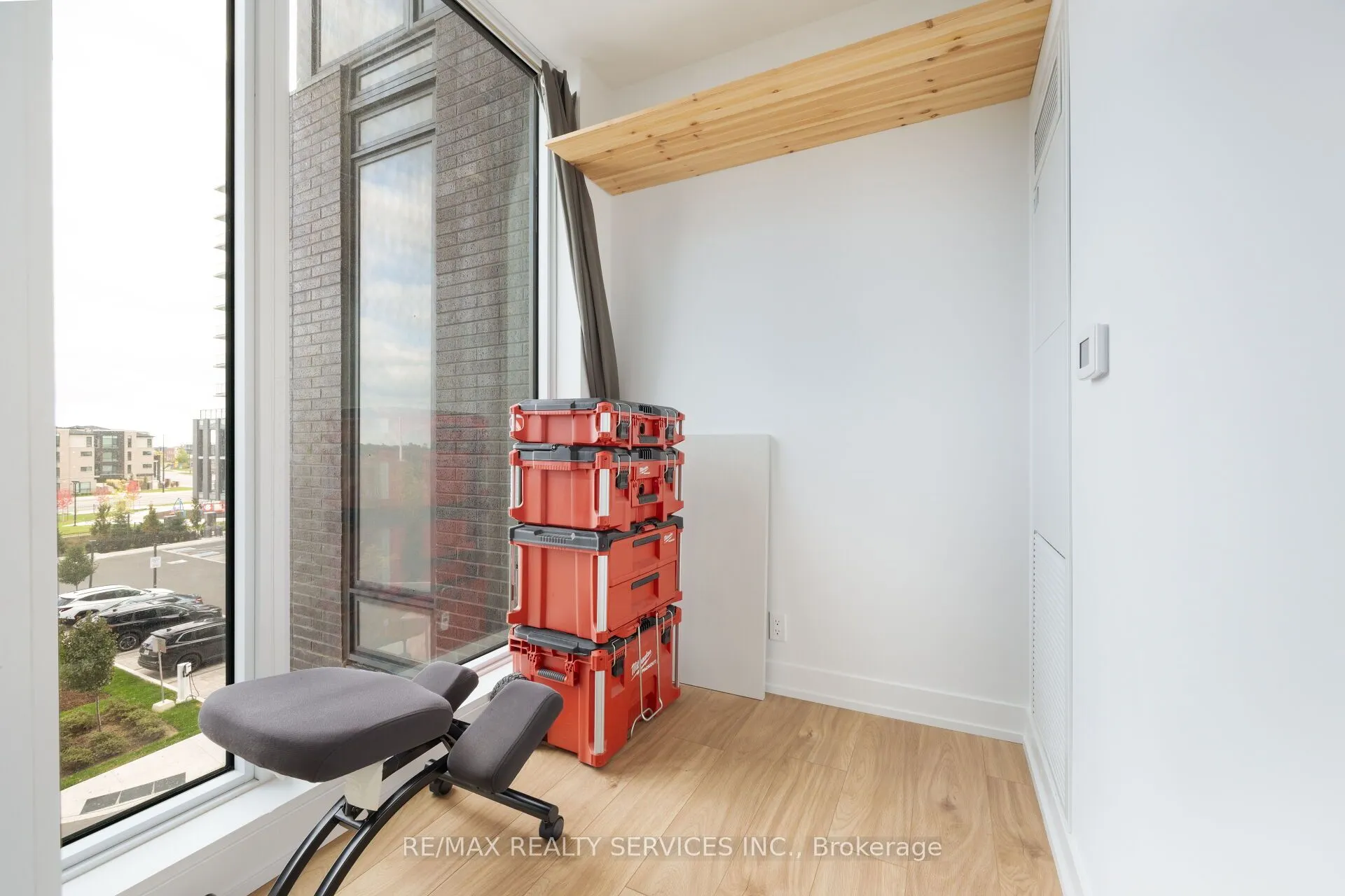 225 VETERANS Drive, #304