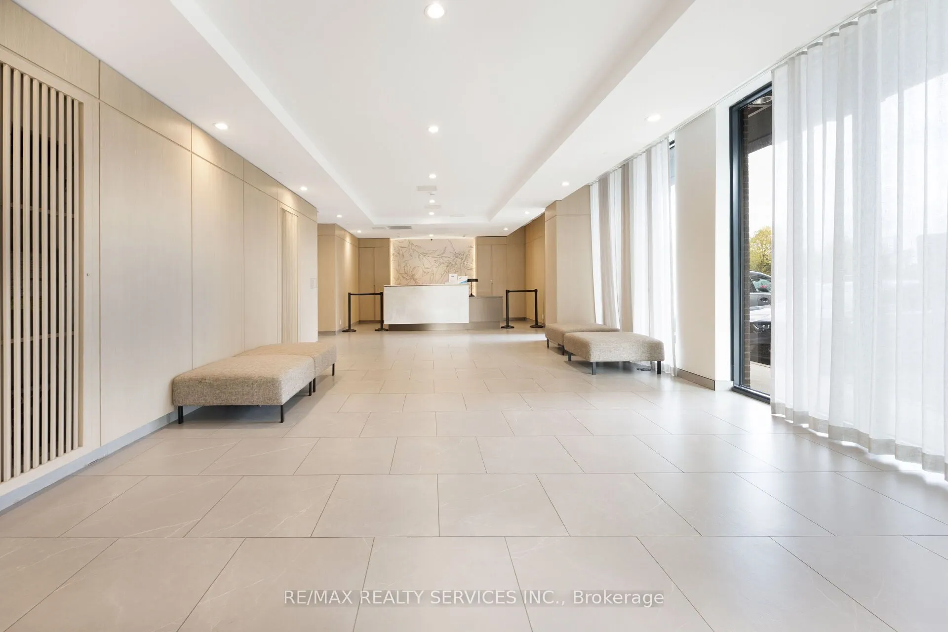 225 VETERANS Drive, #304