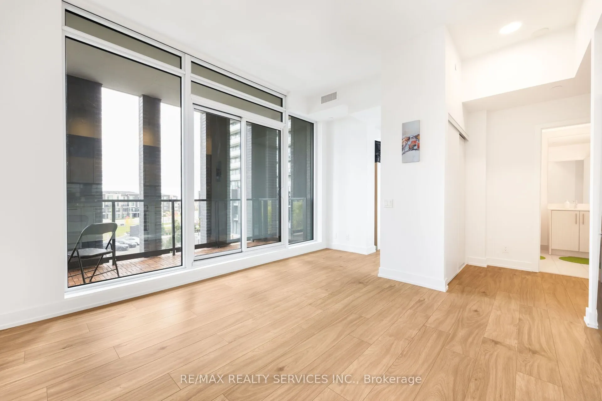 225 VETERANS Drive, #304