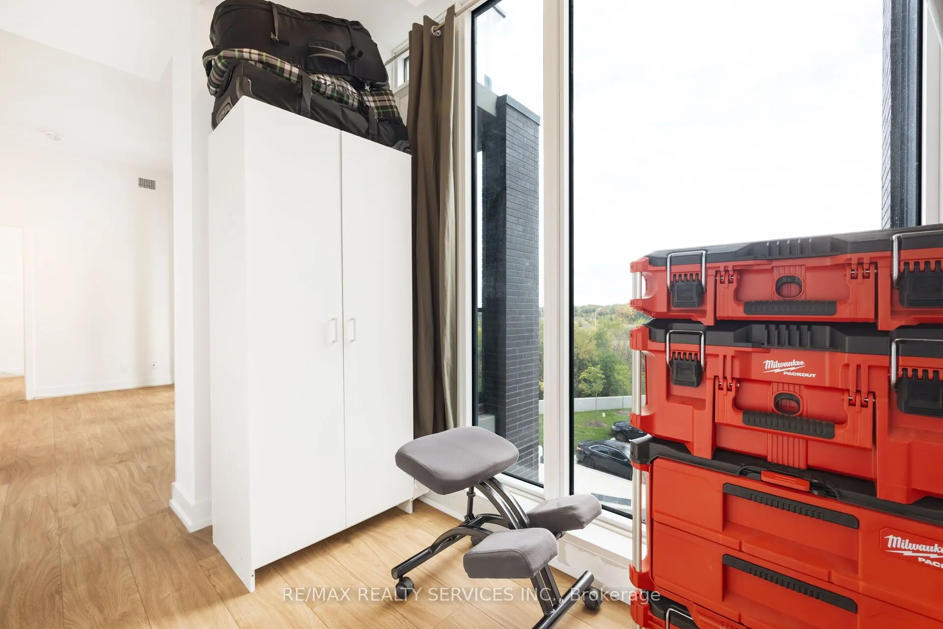 225 VETERANS Drive, #304