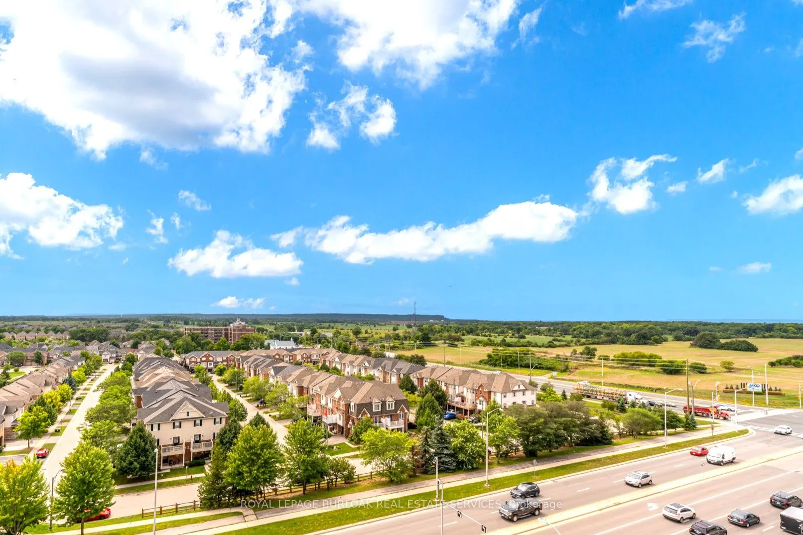 2490 Old Bronte Road, #821