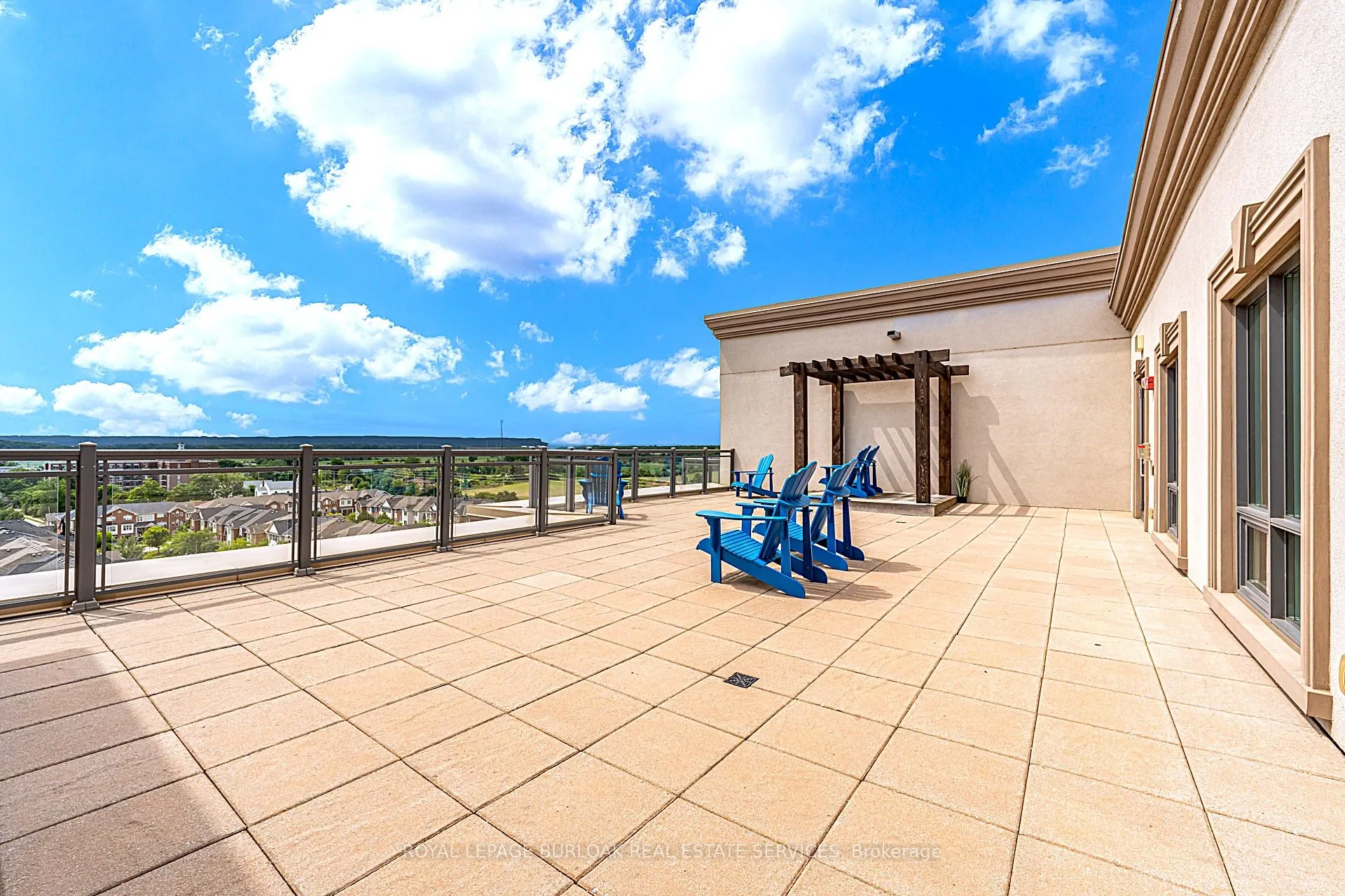 2490 Old Bronte Road, #821