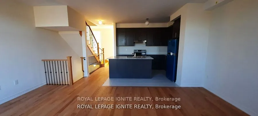 25 Queenpost Drive