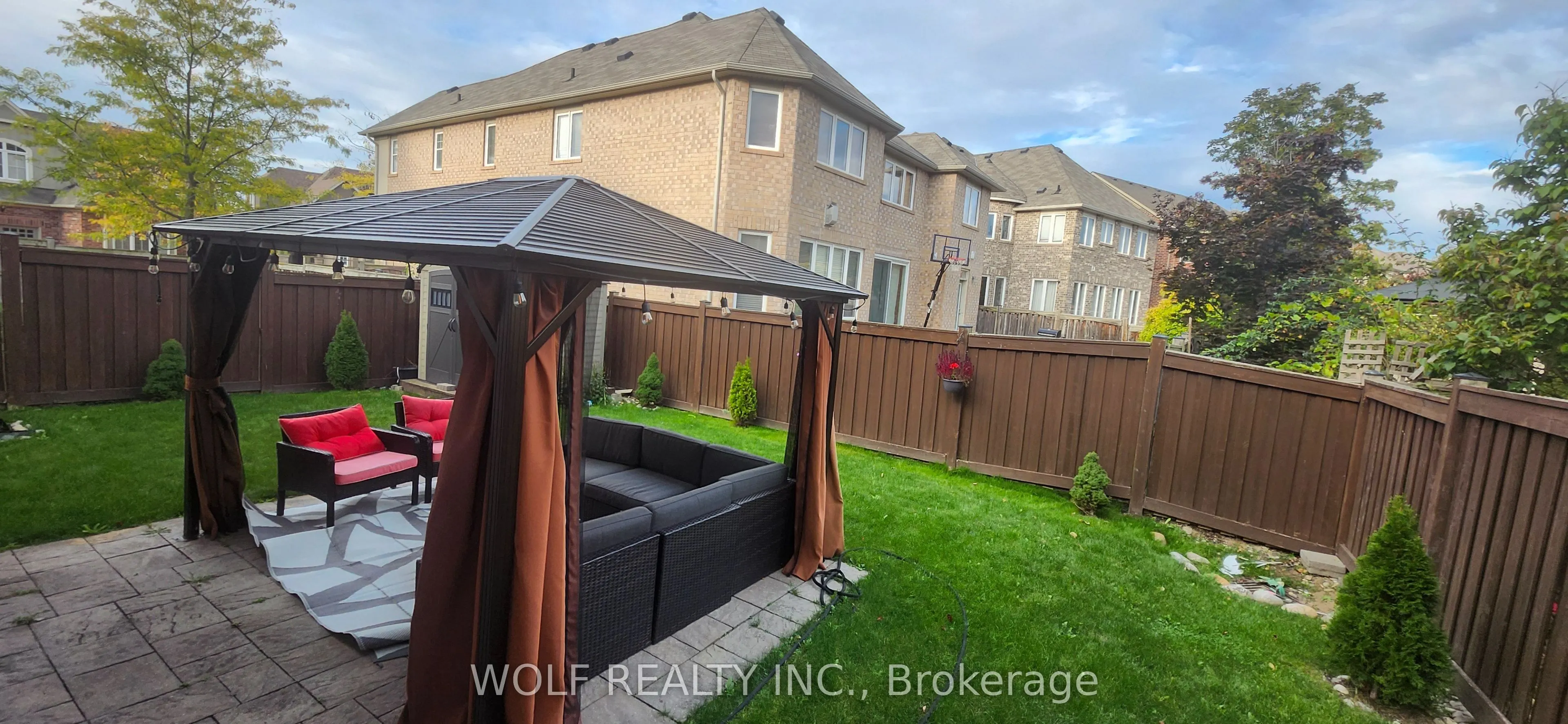 444 Wettlaufer Terrace