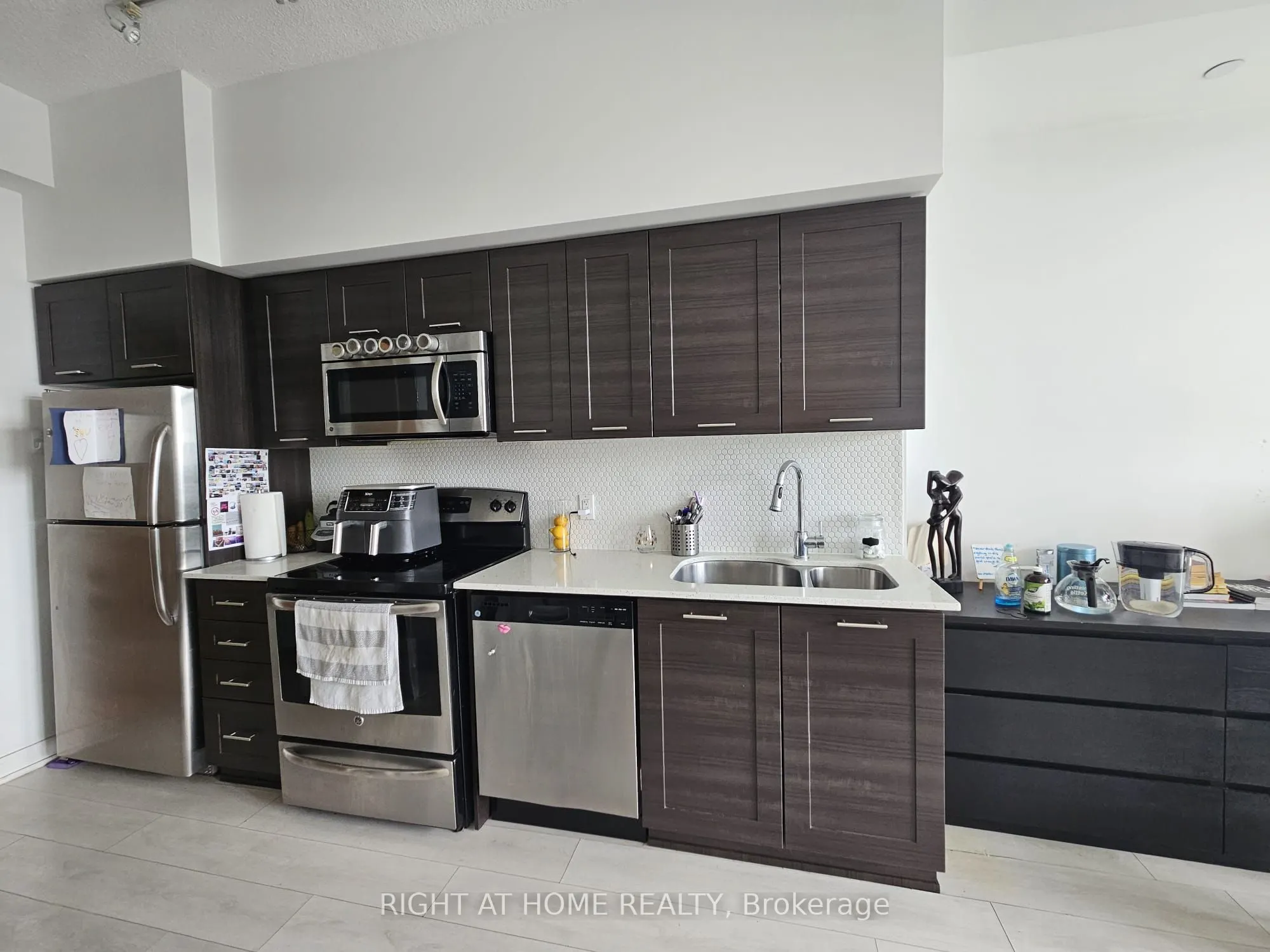 2212 Lakeshore Boulevard W, #3004
