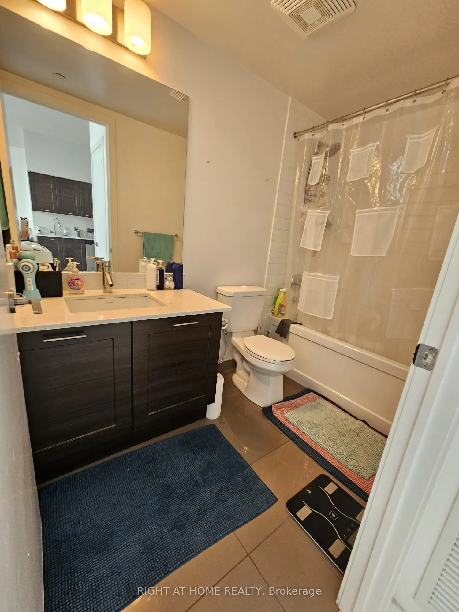 2212 Lakeshore Boulevard W, #3004