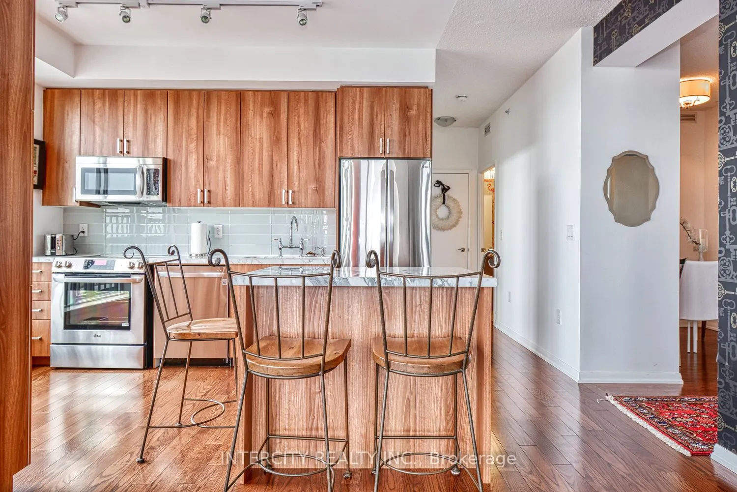 800 Lawrence Avenue W, #2104