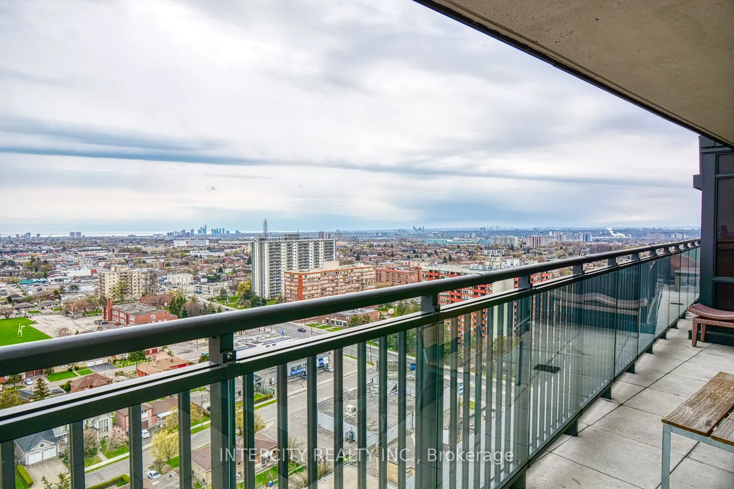 800 Lawrence Avenue W, #2104