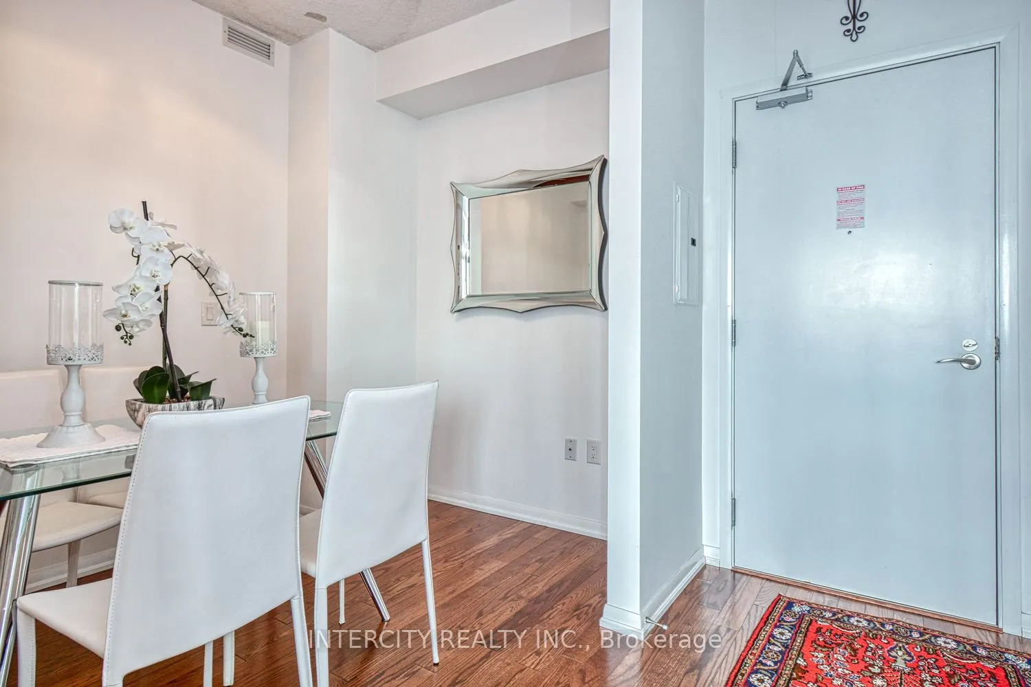 800 Lawrence Avenue W, #2104