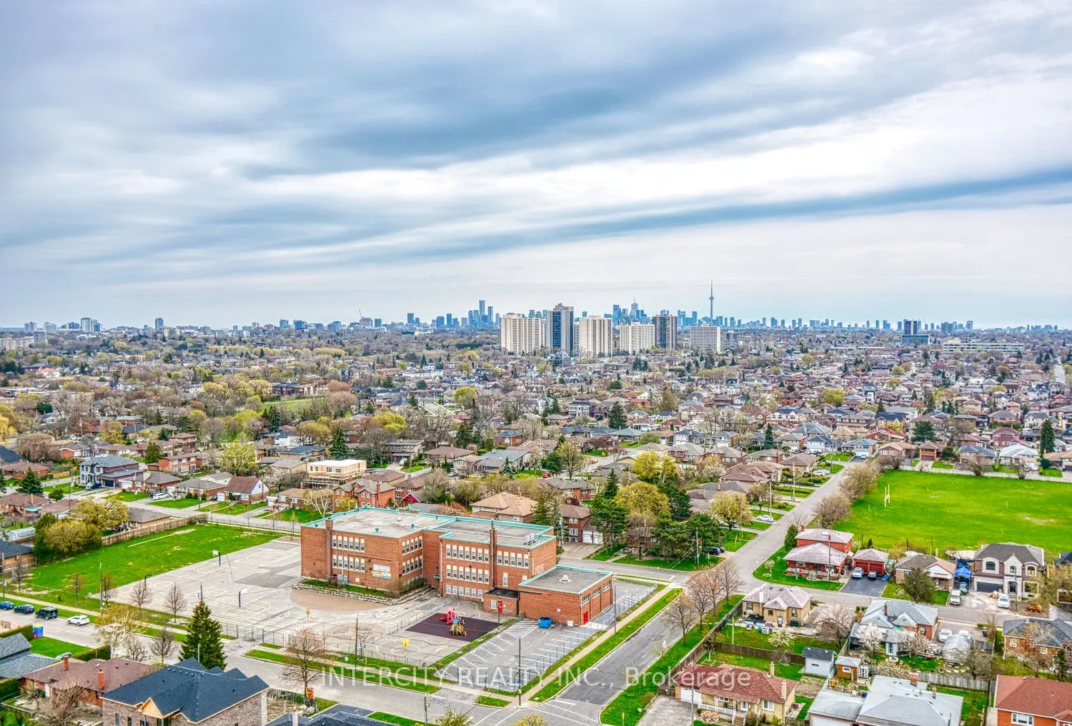 800 Lawrence Avenue W, #2104