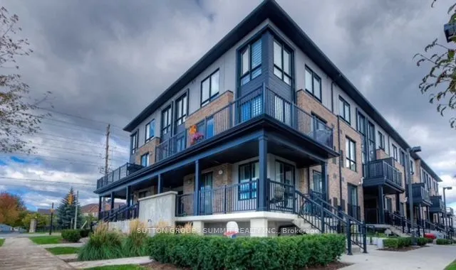 1200 MAIN Street E, #209
